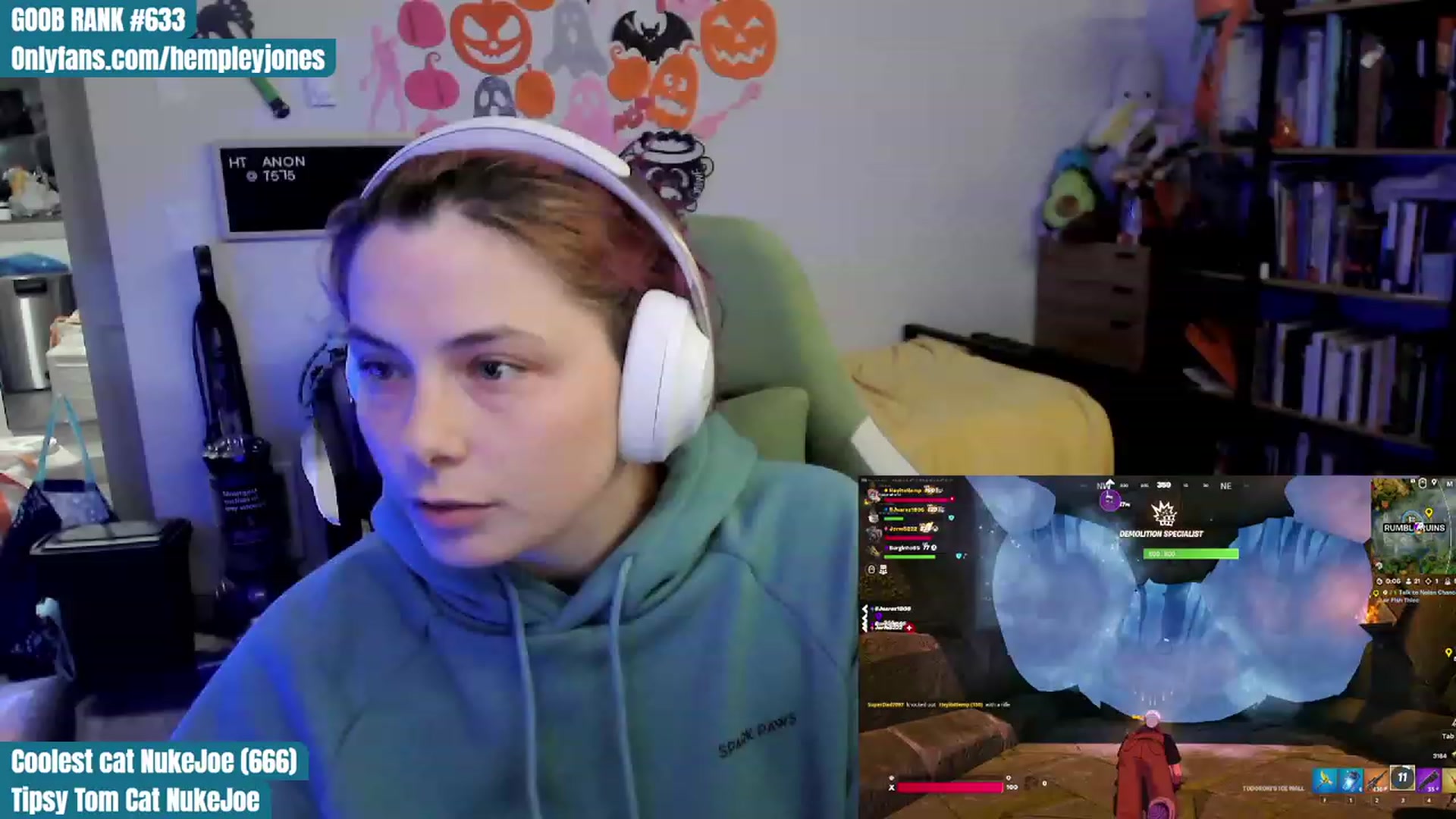 Gallery image thumbnail from Hempleyjones's myfreecams stream on, 10/15/2023, 19:47 image 15 of 20