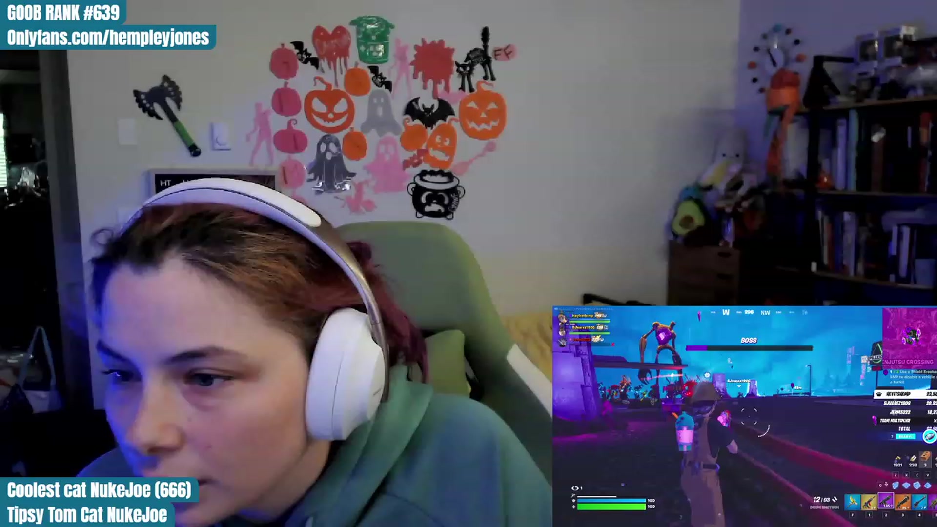 Gallery image thumbnail from Hempleyjones's myfreecams stream on, 10/15/2023, 19:47 image 5 of 20