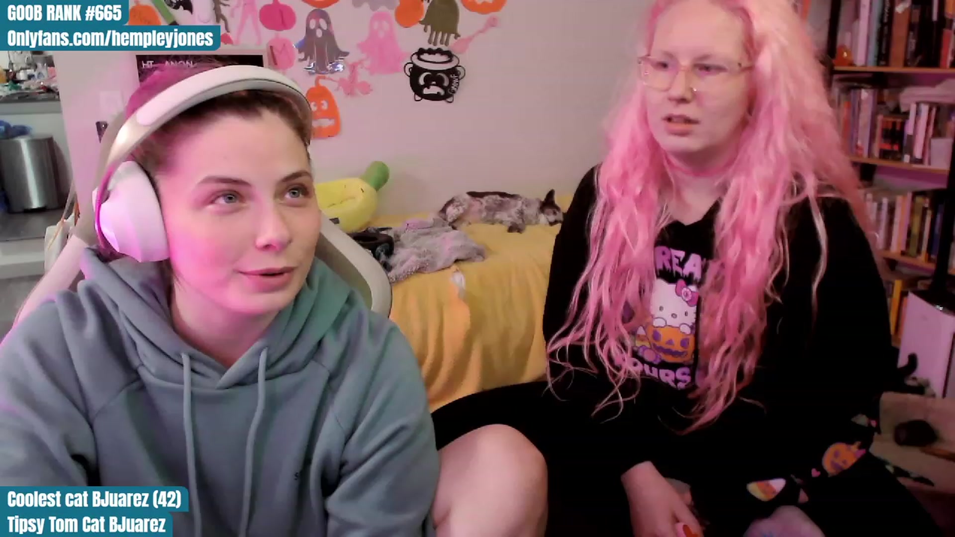 Gallery image thumbnail from Hempleyjones's myfreecams stream on, 10/18/2023, 23:35 image 7 of 20