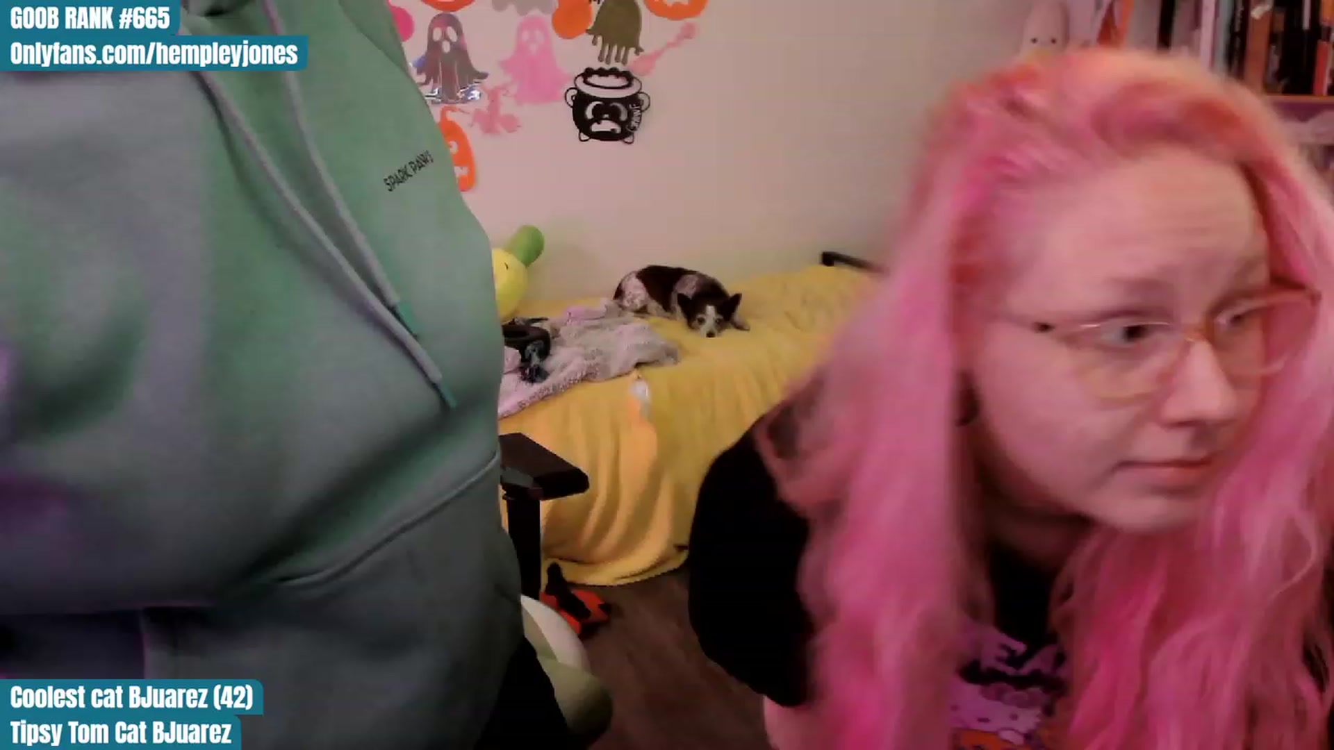 Gallery image thumbnail from Hempleyjones's myfreecams stream on, 10/18/2023, 23:35 image 8 of 20