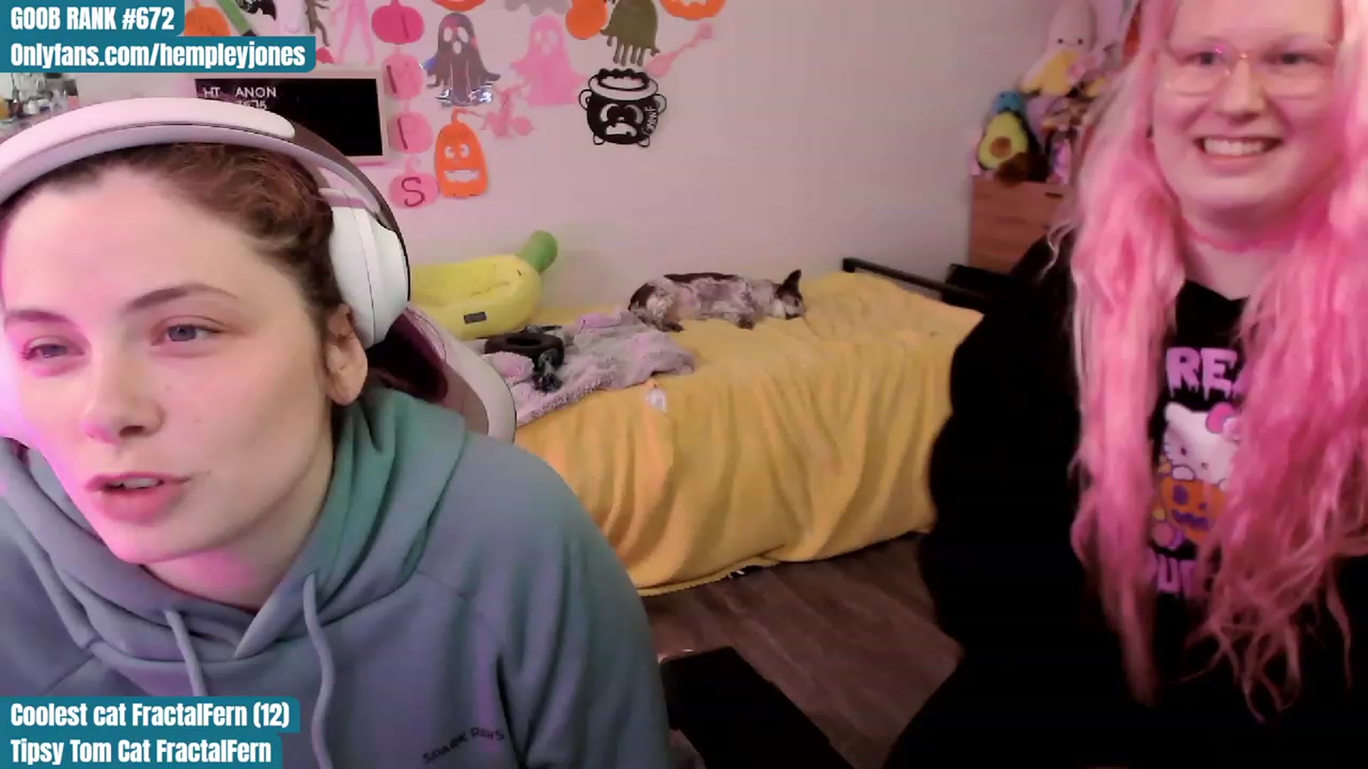 Gallery image thumbnail from Hempleyjones's myfreecams stream on, 10/18/2023, 23:35 image 4 of 20
