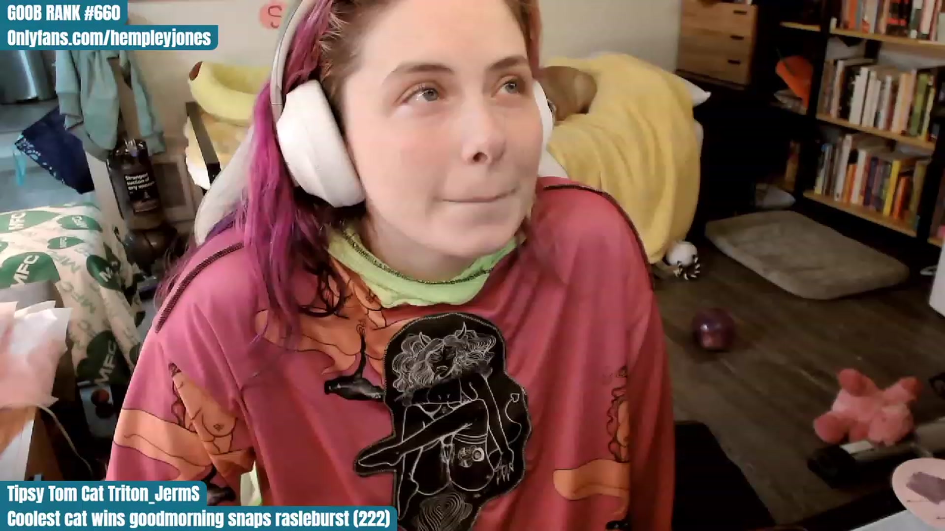 Gallery image thumbnail from Hempleyjones's myfreecams stream on, 10/21/2023, 02:00 image 9 of 20