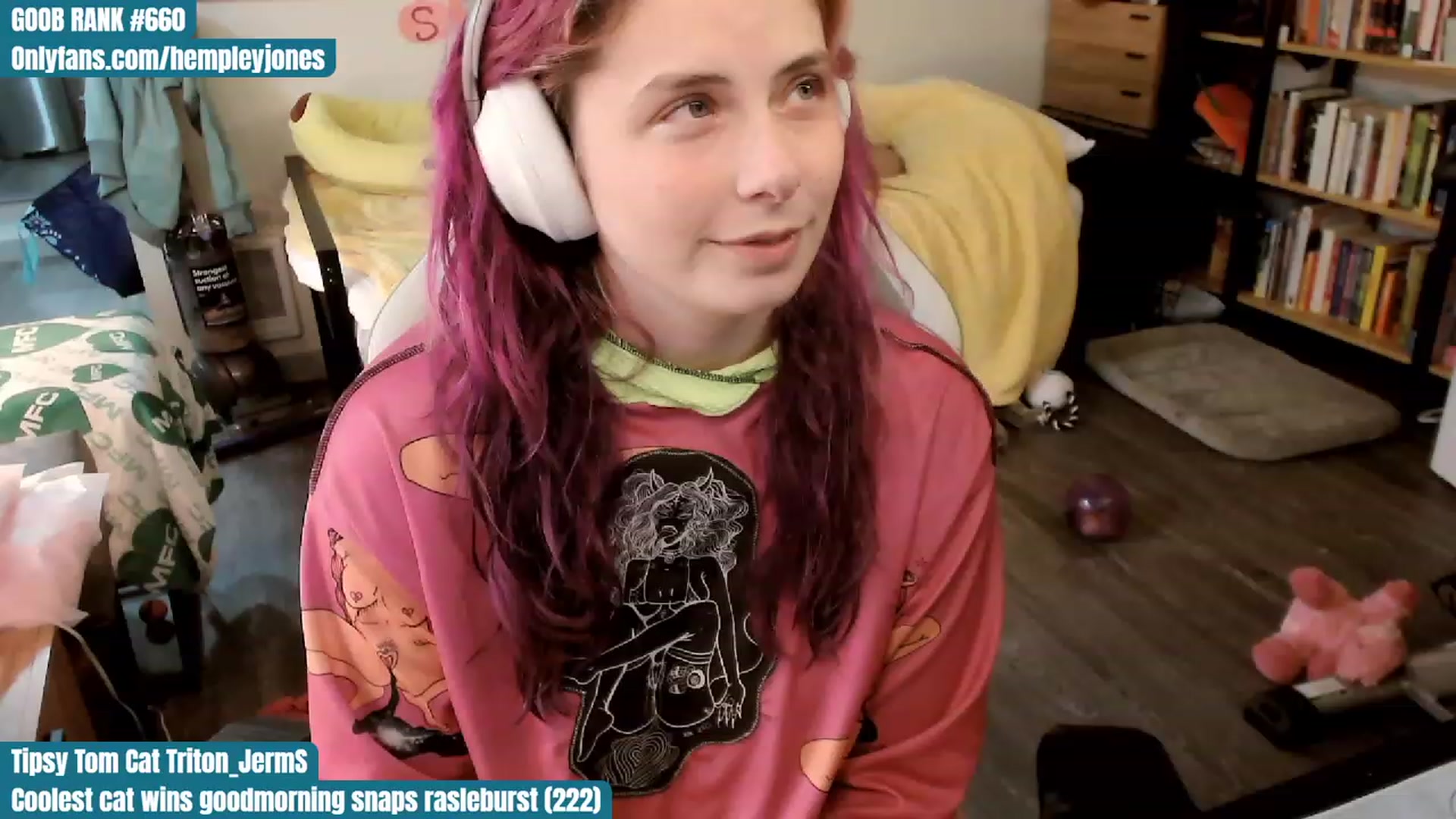 Gallery image thumbnail from Hempleyjones's myfreecams stream on, 10/21/2023, 02:00 image 15 of 20