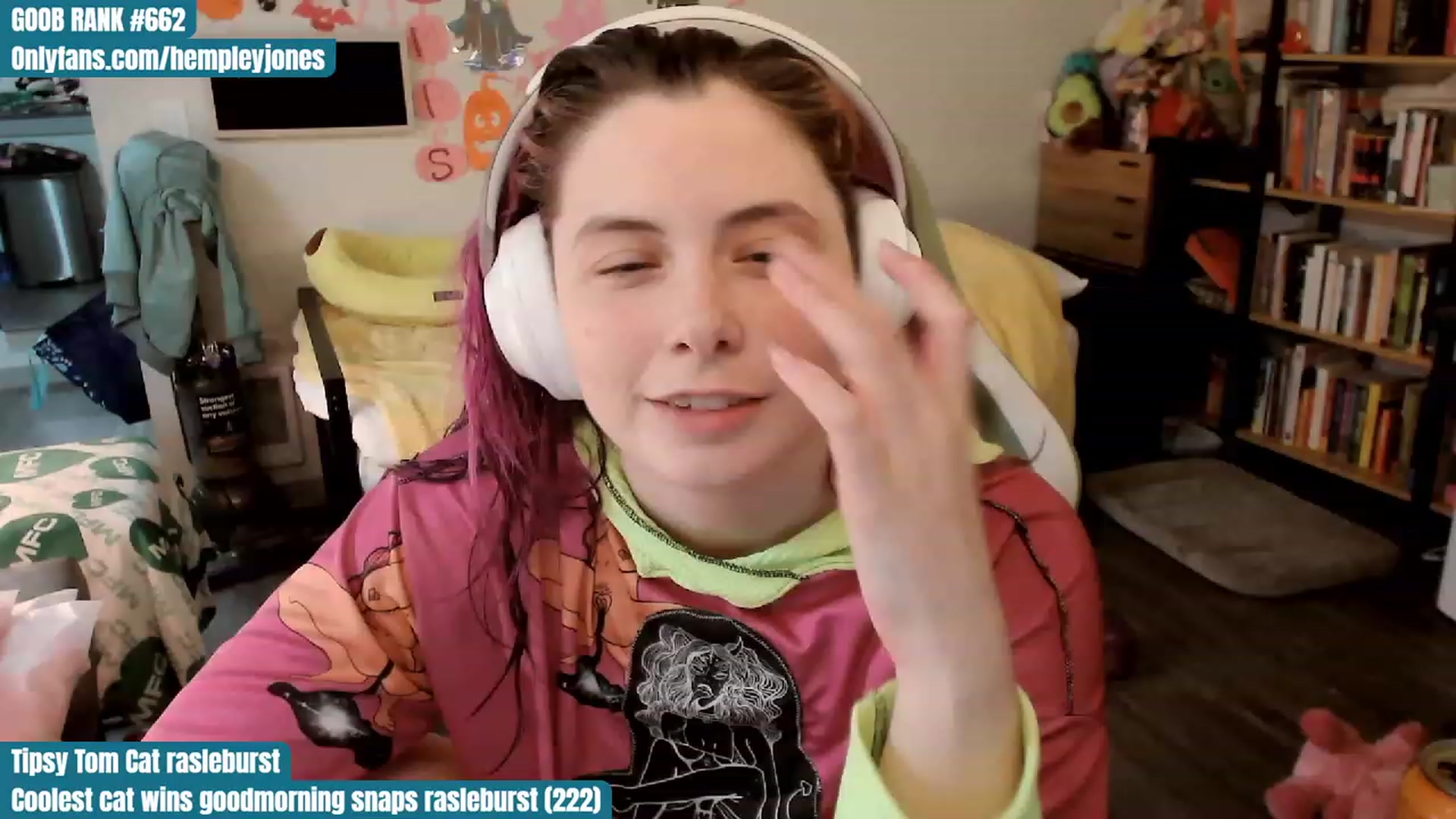 Gallery image thumbnail from Hempleyjones's myfreecams stream on, 10/21/2023, 02:00 image 1 of 20