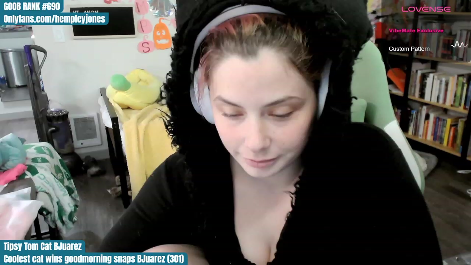 Gallery image thumbnail from Hempleyjones's myfreecams stream on, 10/23/2023, 23:47 image 20 of 20