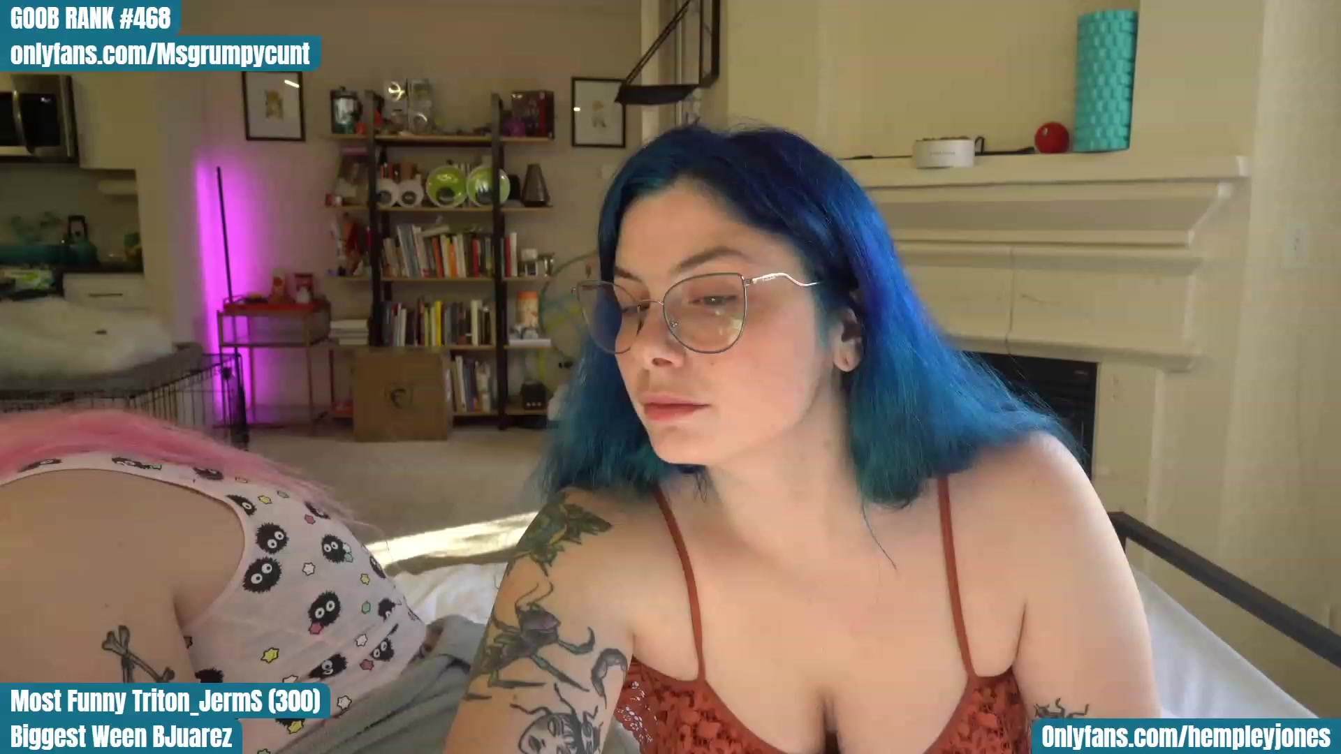 Gallery image thumbnail from Hemppopotamus's myfreecams stream on, 04/04/2023, 24:45 image 8 of 20