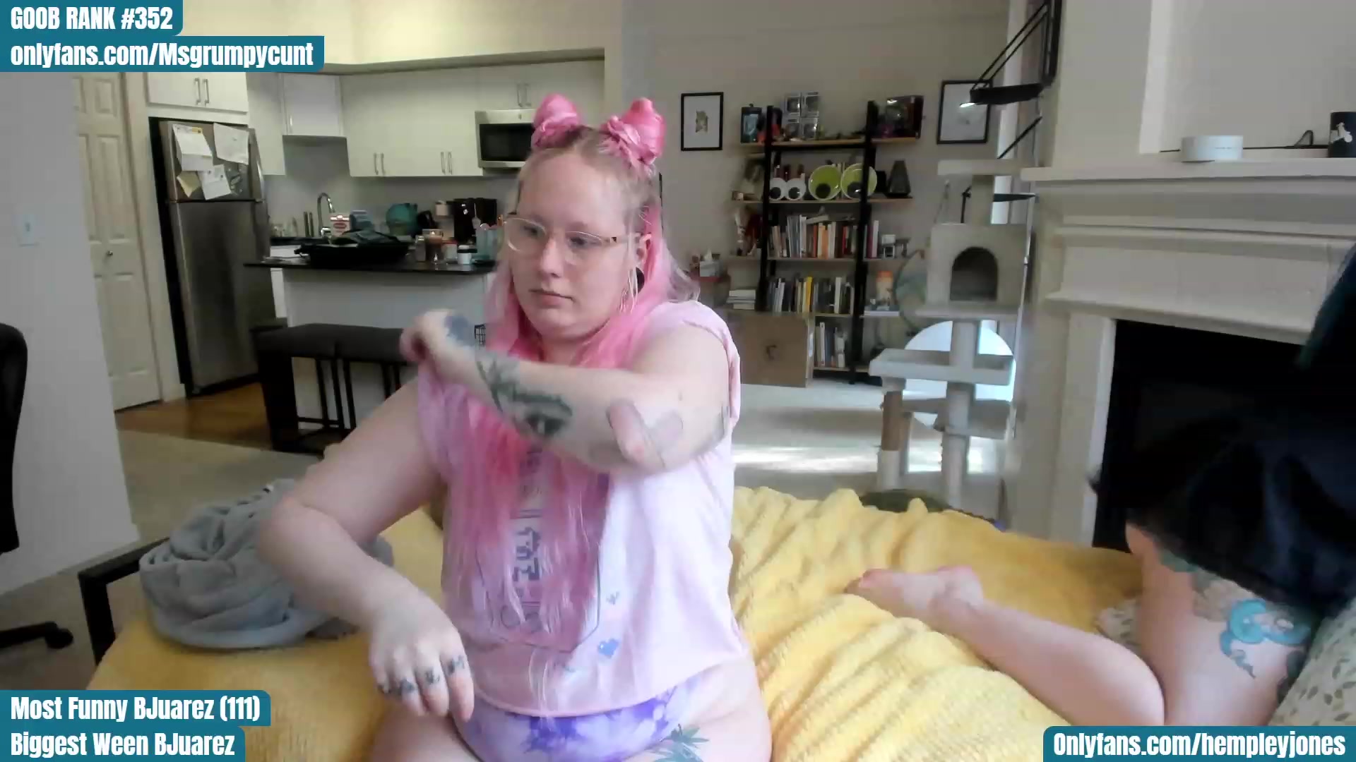 Gallery image thumbnail from Hemppopotamus's myfreecams stream on, 04/06/2023, 24:04 image 8 of 20