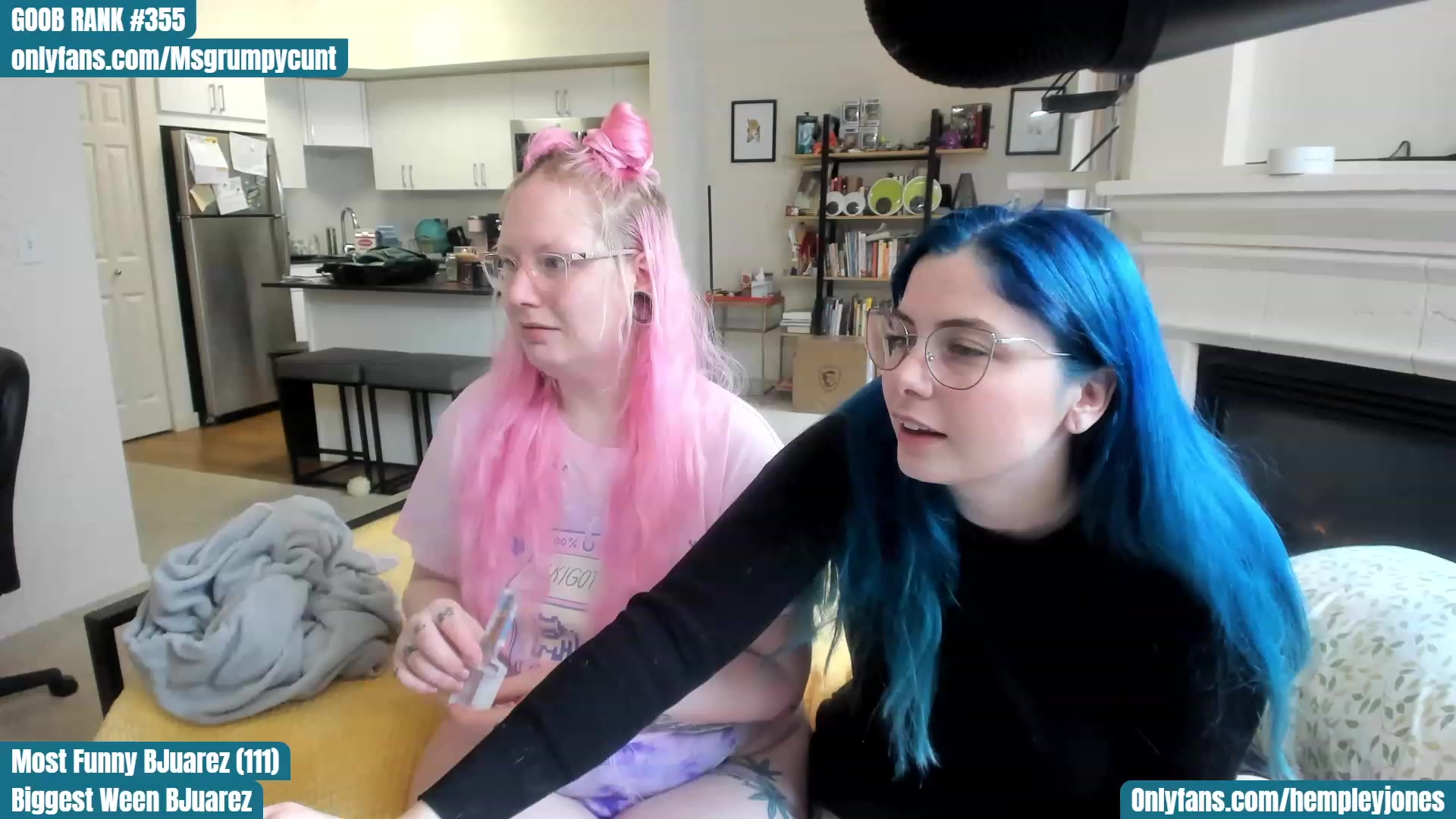 Gallery image thumbnail from Hemppopotamus's myfreecams stream on, 04/06/2023, 24:04 image 6 of 20
