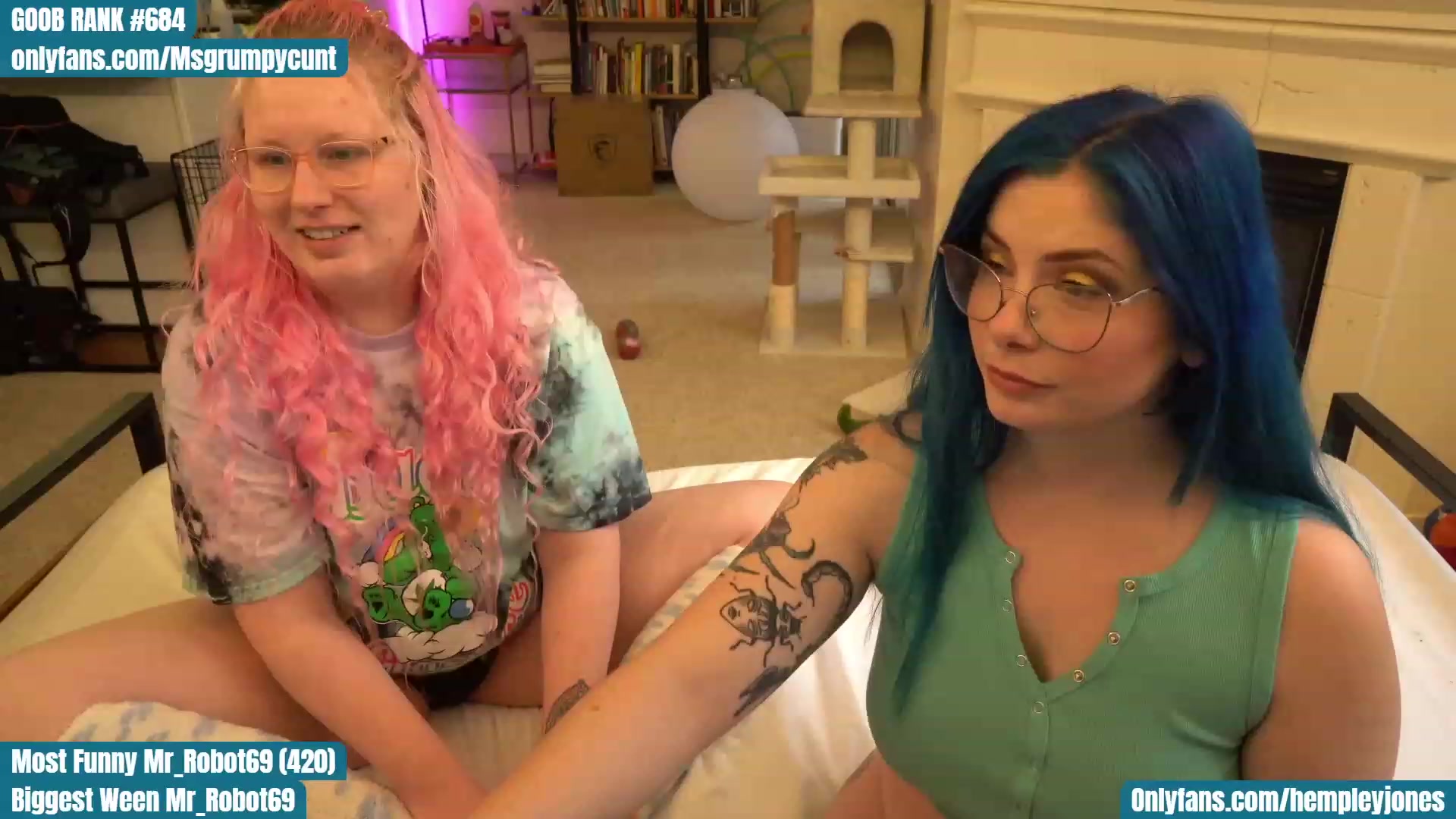 Gallery image thumbnail from Hemppopotamus's myfreecams stream on, 04/14/2023, 01:42 image 13 of 20
