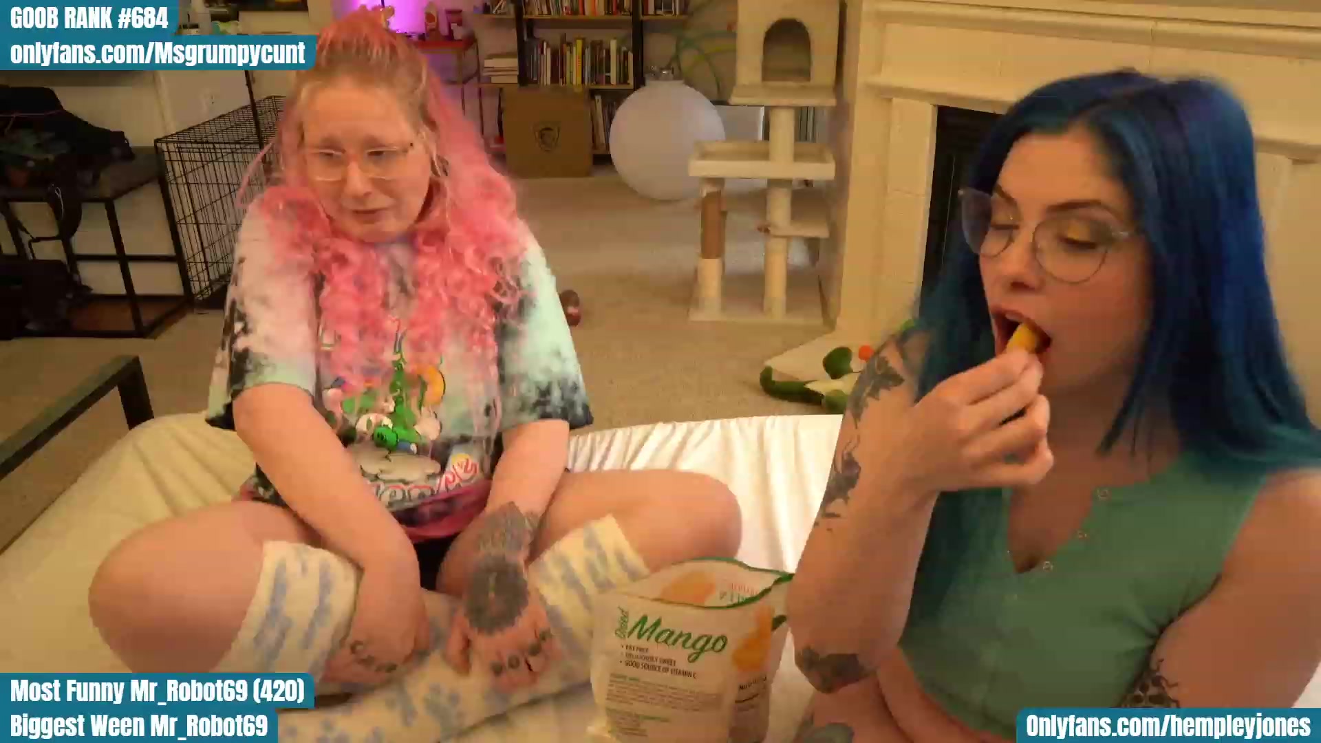Gallery image thumbnail from Hemppopotamus's myfreecams stream on, 04/14/2023, 01:42 image 14 of 20