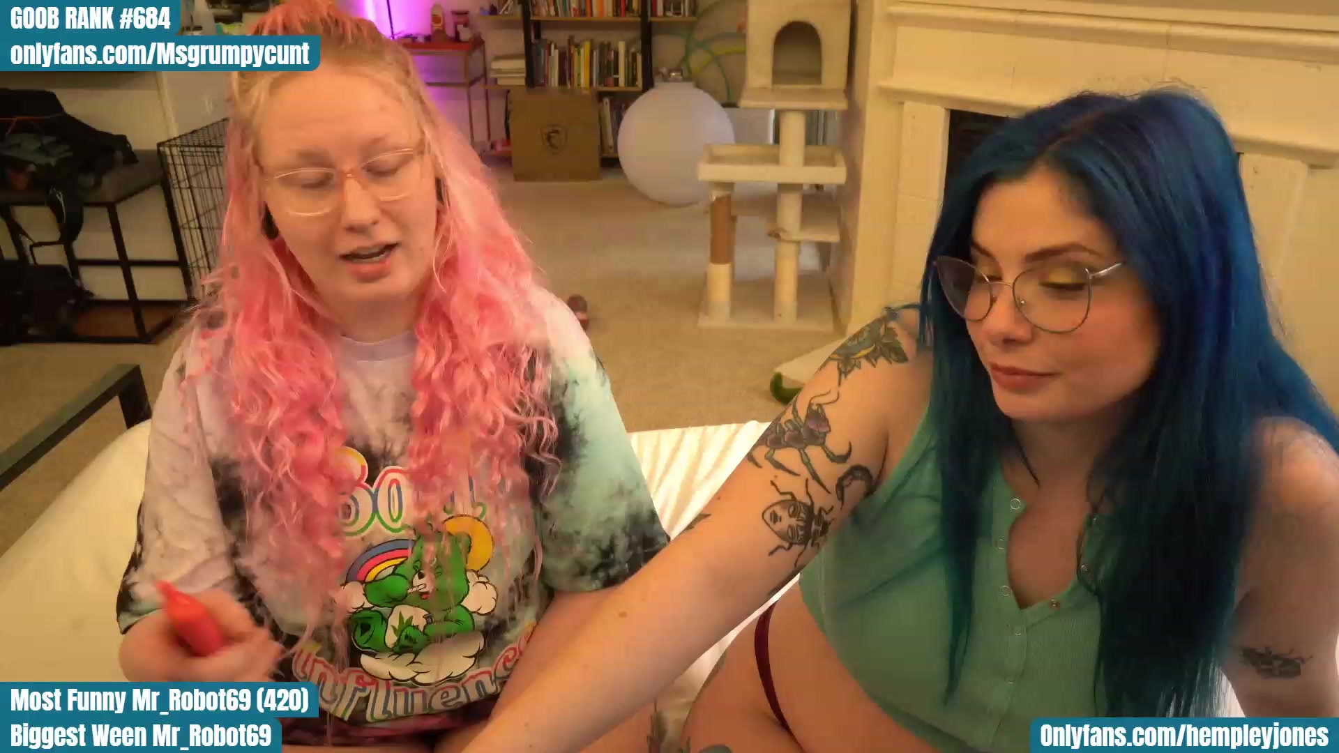 Gallery image thumbnail from Hemppopotamus's myfreecams stream on, 04/14/2023, 01:42 image 9 of 20
