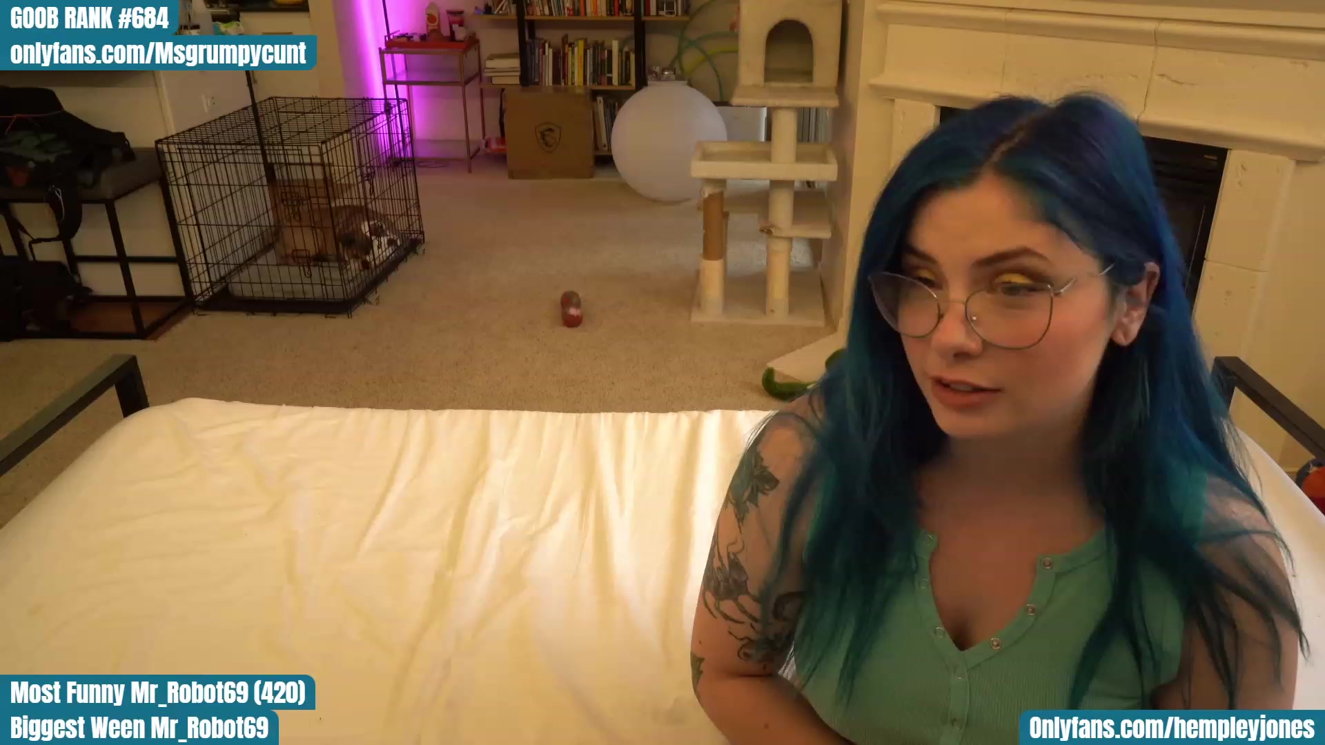 Gallery image thumbnail from Hemppopotamus's myfreecams stream on, 04/14/2023, 01:42 image 12 of 20