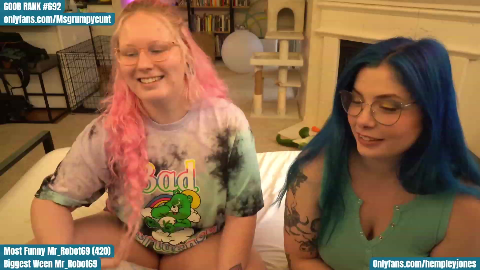 Gallery image thumbnail from Hemppopotamus's myfreecams stream on, 04/14/2023, 01:42 image 6 of 20