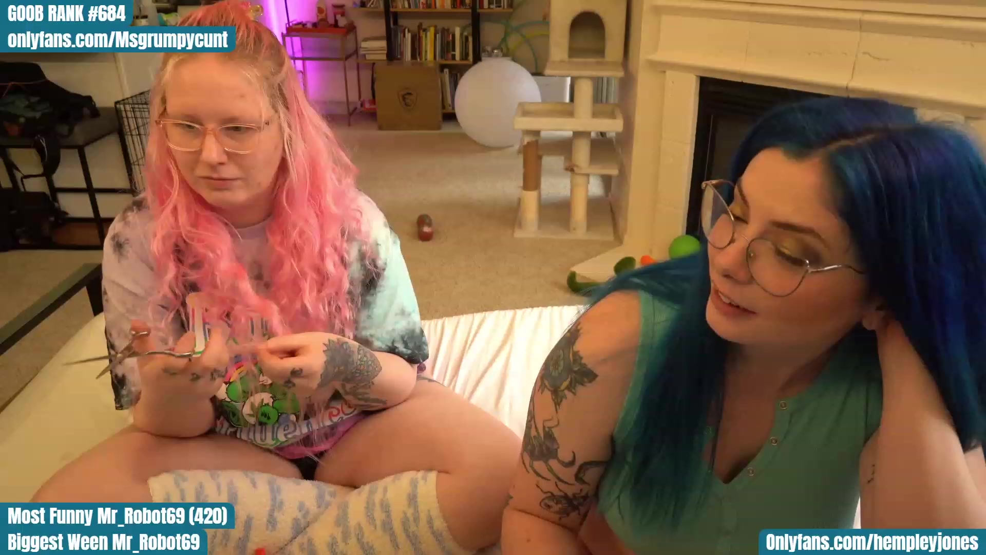 Gallery image thumbnail from Hemppopotamus's myfreecams stream on, 04/14/2023, 01:42 image 18 of 20