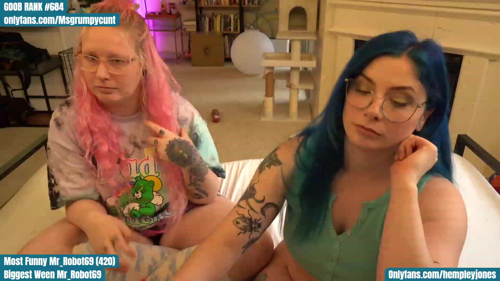 Gallery image thumbnail from Hemppopotamus's myfreecams stream on, 04/14/2023, 01:47 image 15 of 20