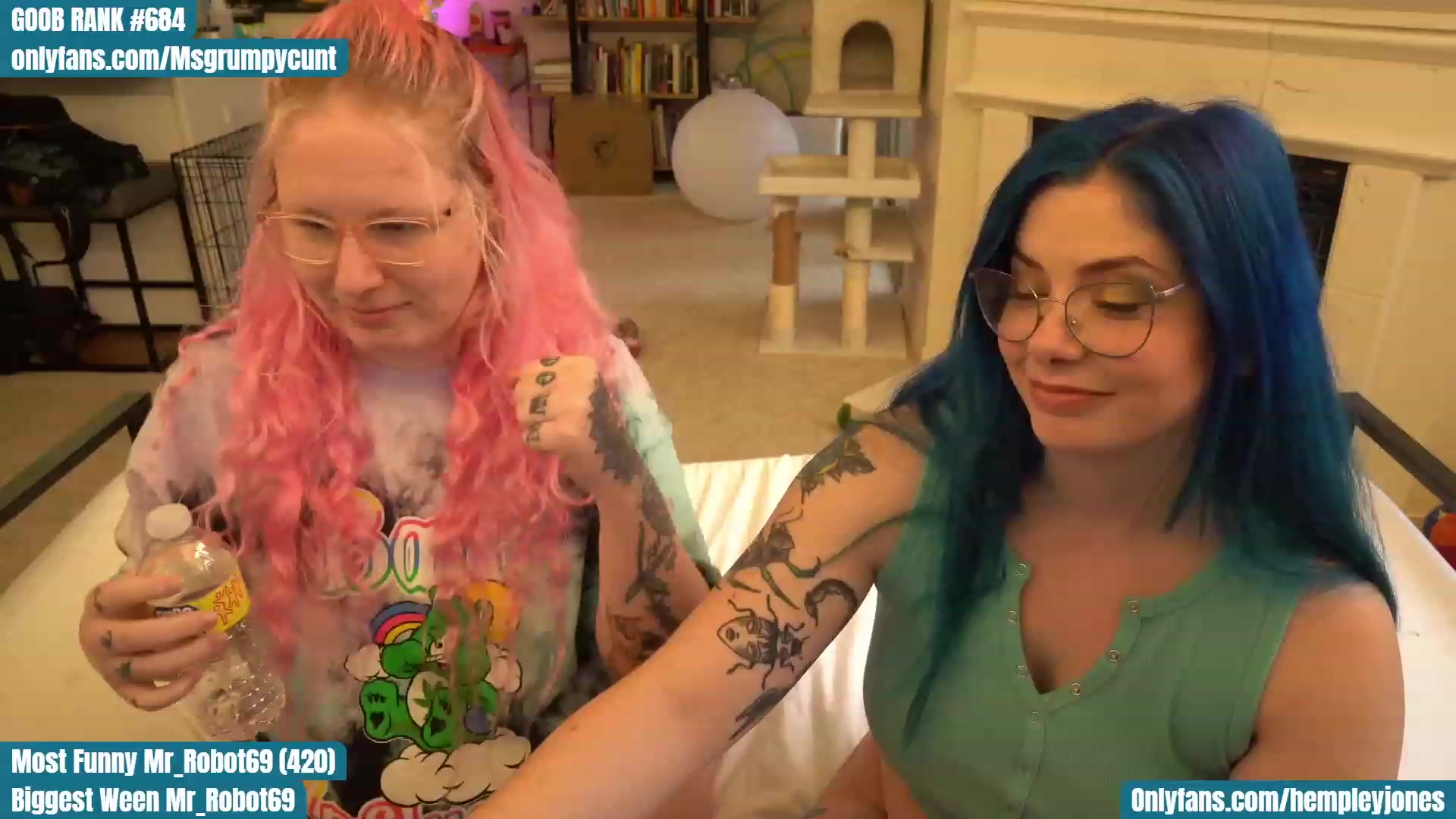 Gallery image thumbnail from Hemppopotamus's myfreecams stream on, 04/14/2023, 01:47 image 10 of 20