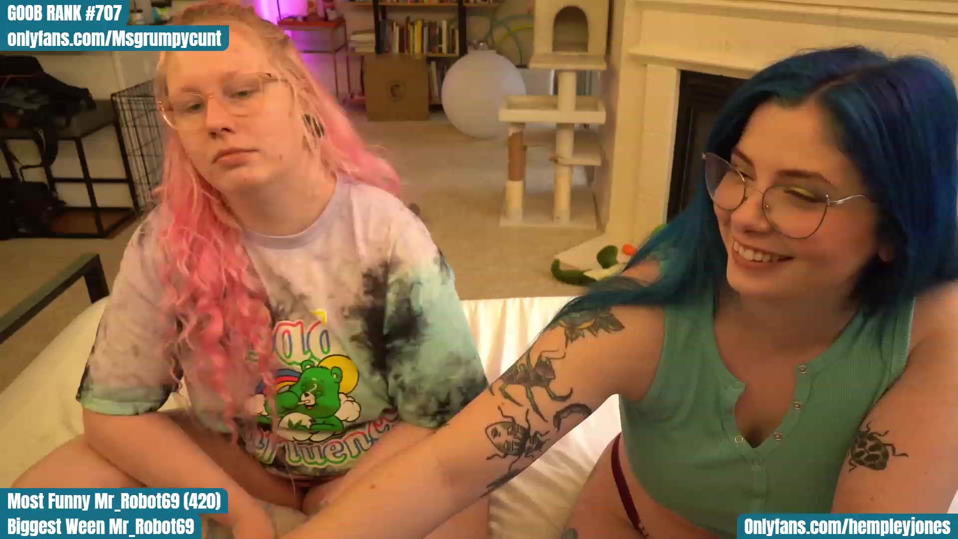 Gallery image thumbnail from Hemppopotamus's myfreecams stream on, 04/14/2023, 01:47 image 3 of 20
