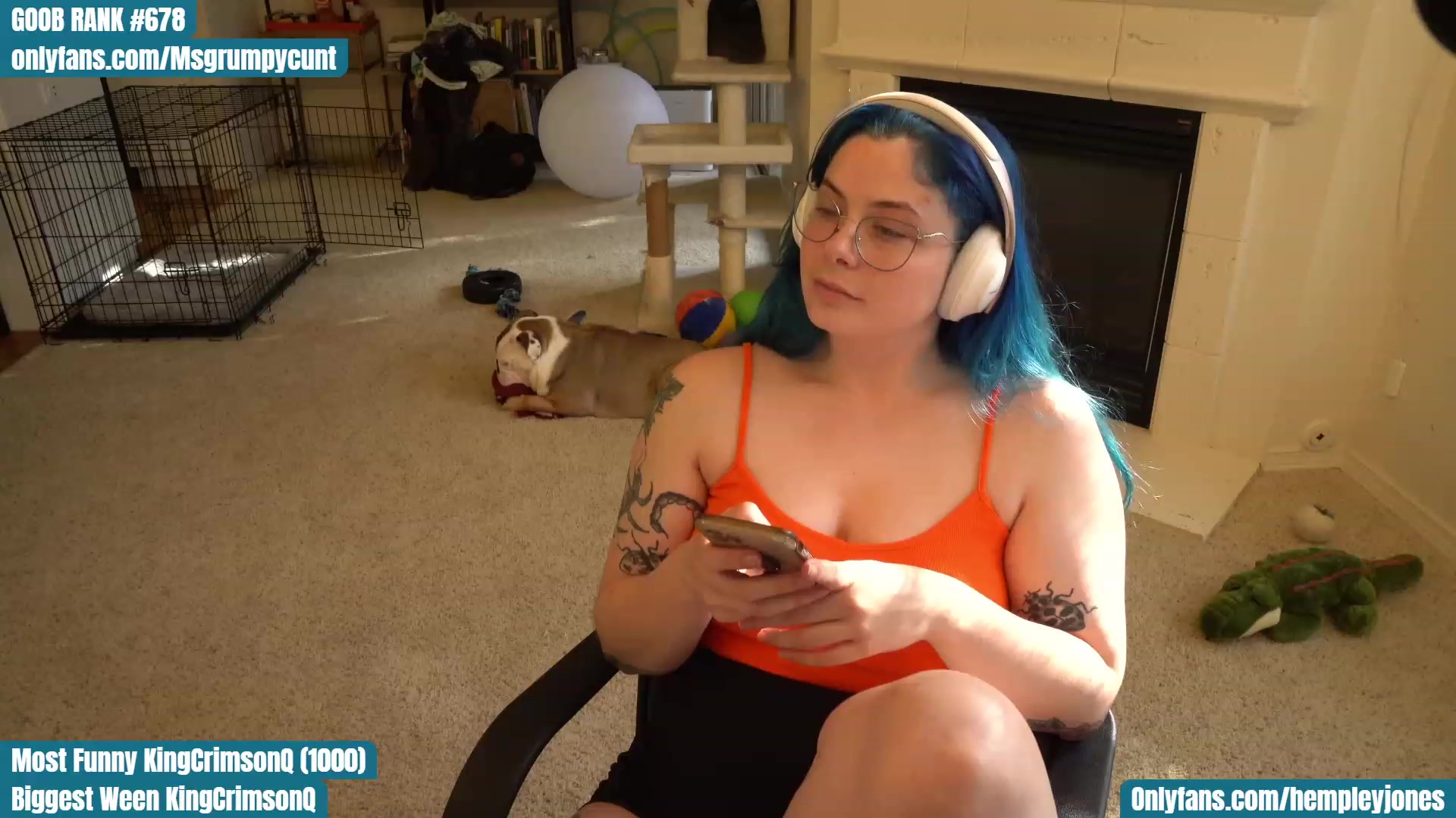 Gallery image thumbnail from Hemppopotamus's myfreecams stream on, 04/15/2023, 24:41 image 11 of 20