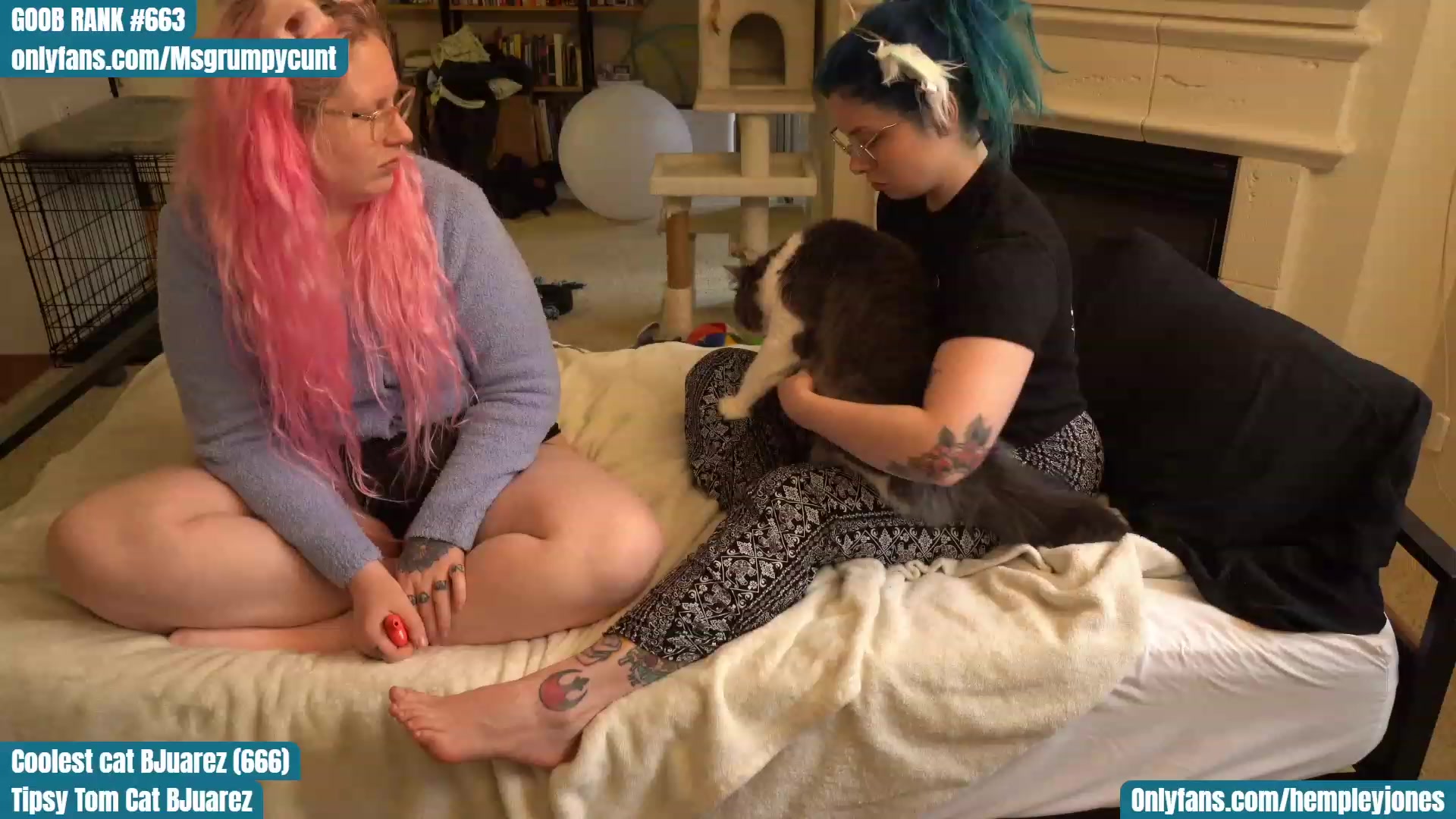 Gallery image thumbnail from Hemppopotamus's myfreecams stream on, 04/16/2023, 01:00 image 18 of 20