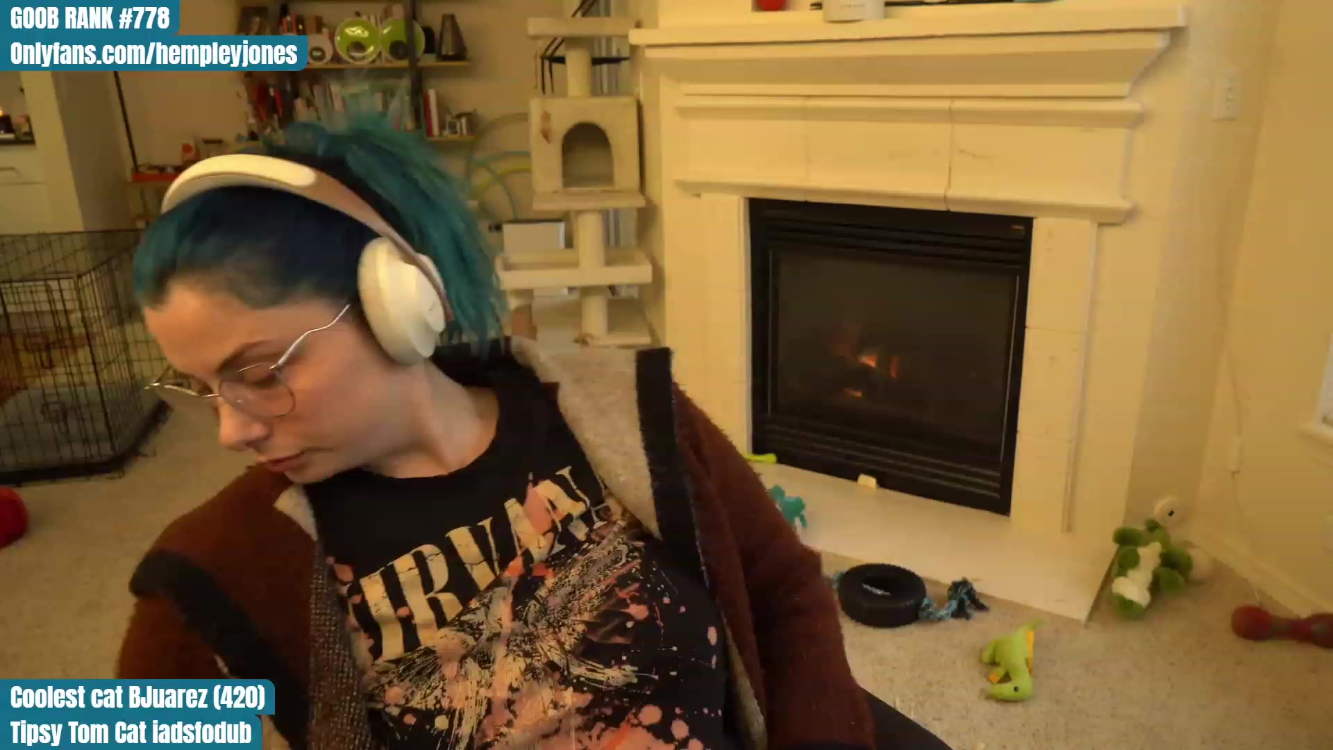 Gallery image thumbnail from Hemppopotamus's myfreecams stream on, 04/21/2023, 24:58 image 14 of 20