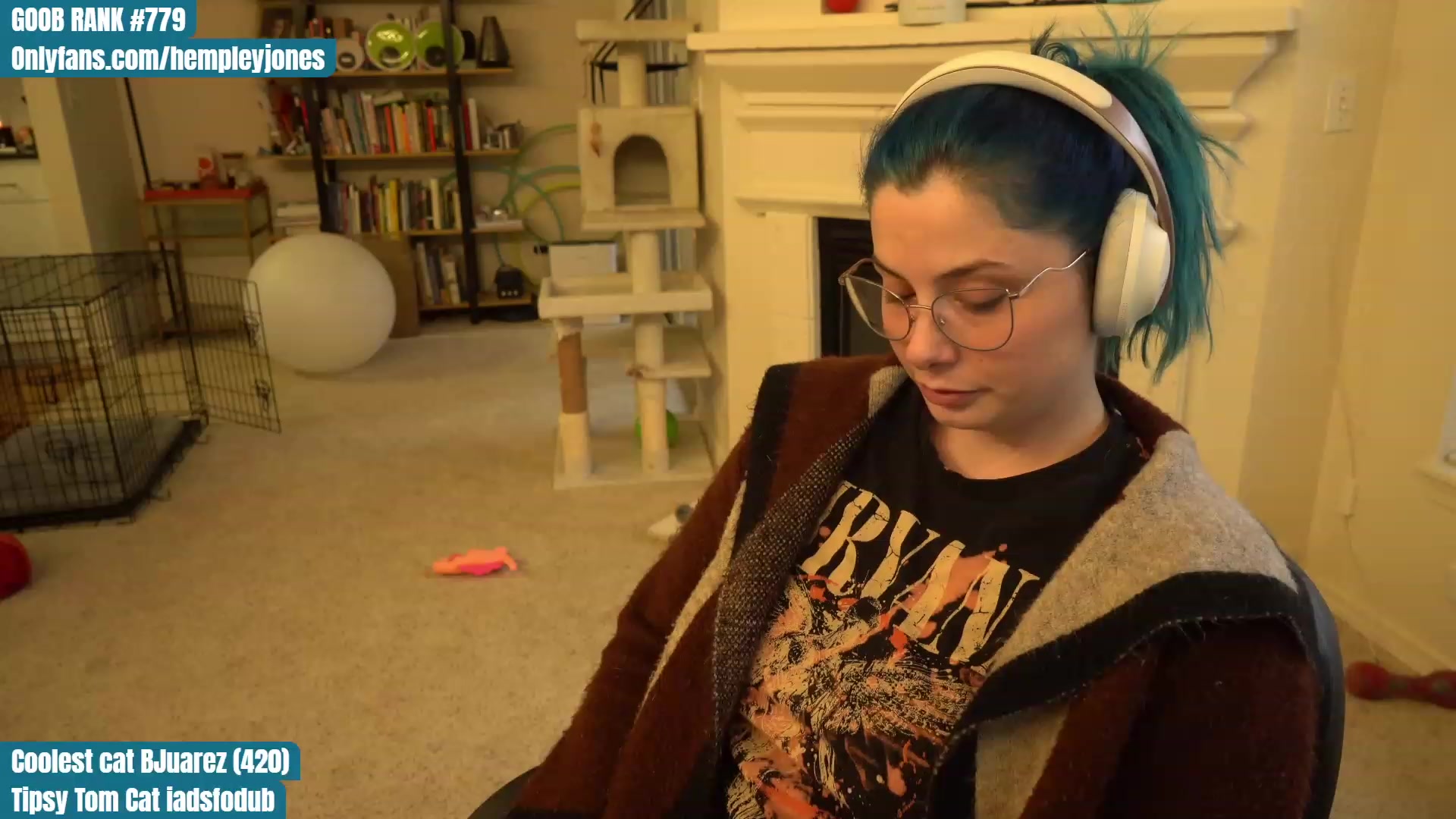 Gallery image thumbnail from Hemppopotamus's myfreecams stream on, 04/21/2023, 24:58 image 16 of 20