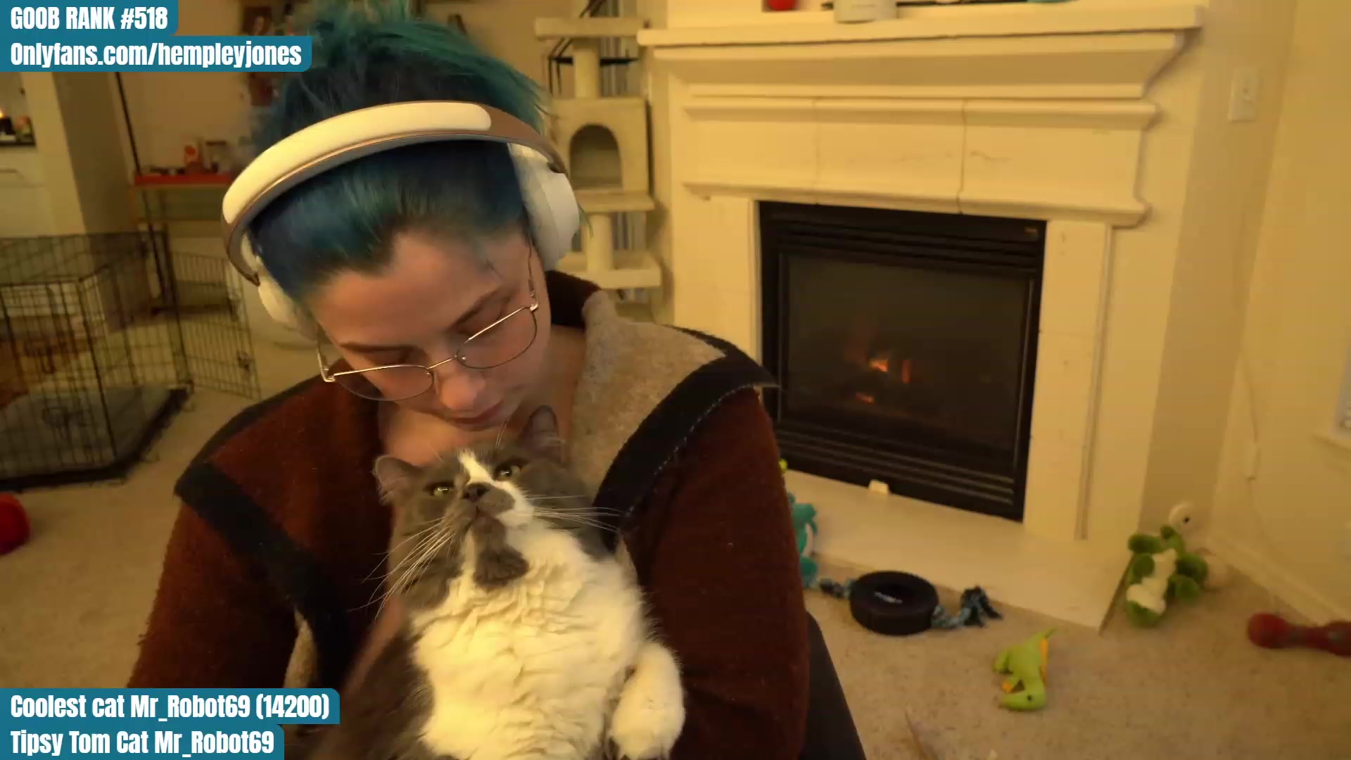Gallery image thumbnail from Hemppopotamus's myfreecams stream on, 04/21/2023, 02:21 image 10 of 20