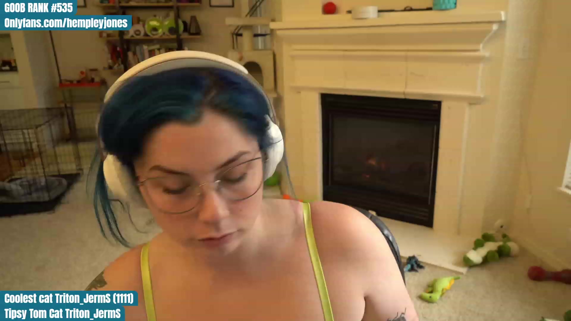 Gallery image thumbnail from Hemppopotamus's myfreecams stream on, 04/22/2023, 02:31 image 12 of 20
