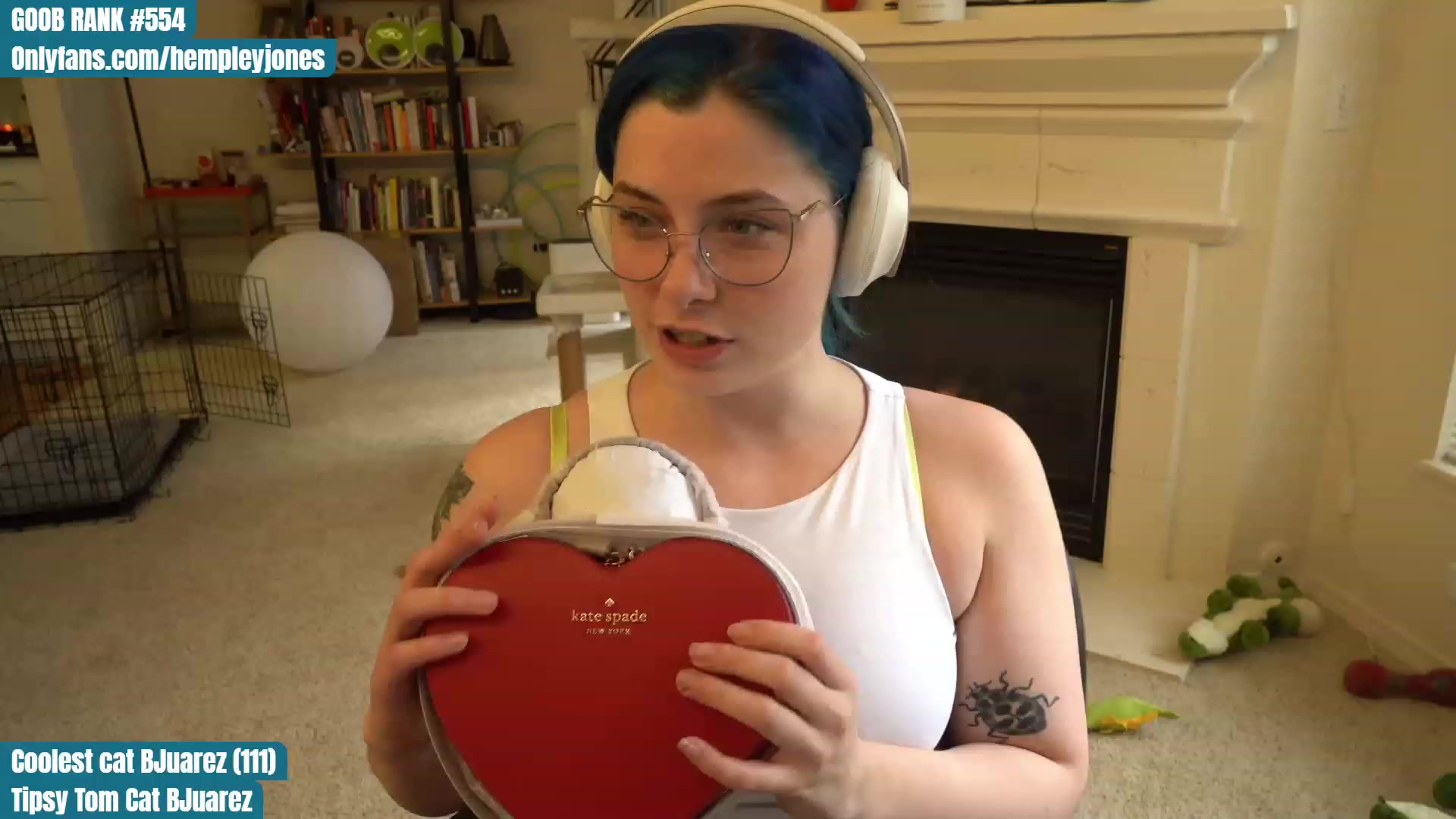 Gallery image thumbnail from Hemppopotamus's myfreecams stream on, 04/22/2023, 02:31 image 2 of 20