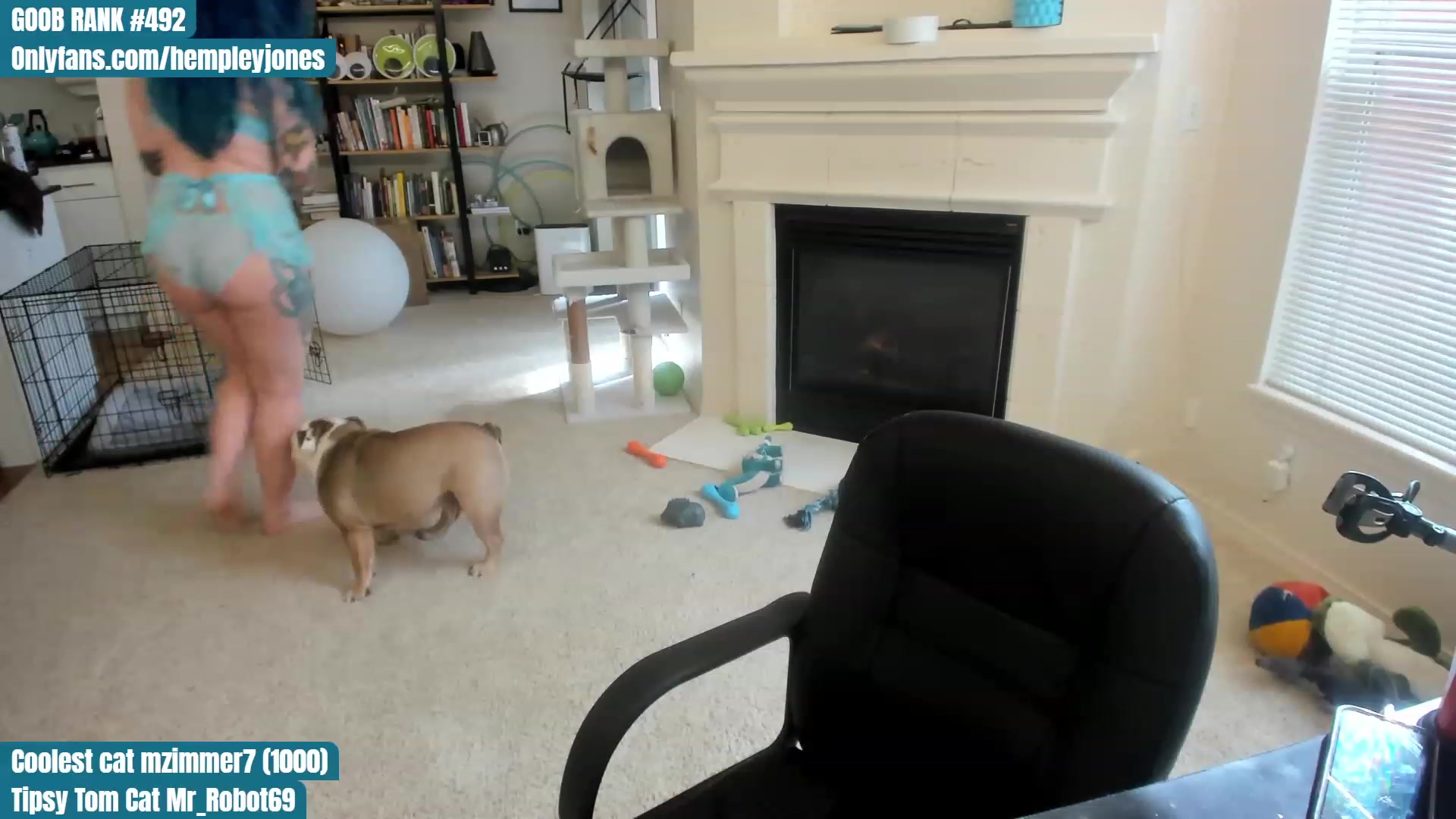 Gallery image thumbnail from Hemppopotamus's myfreecams stream on, 04/22/2023, 23:39 image 17 of 20