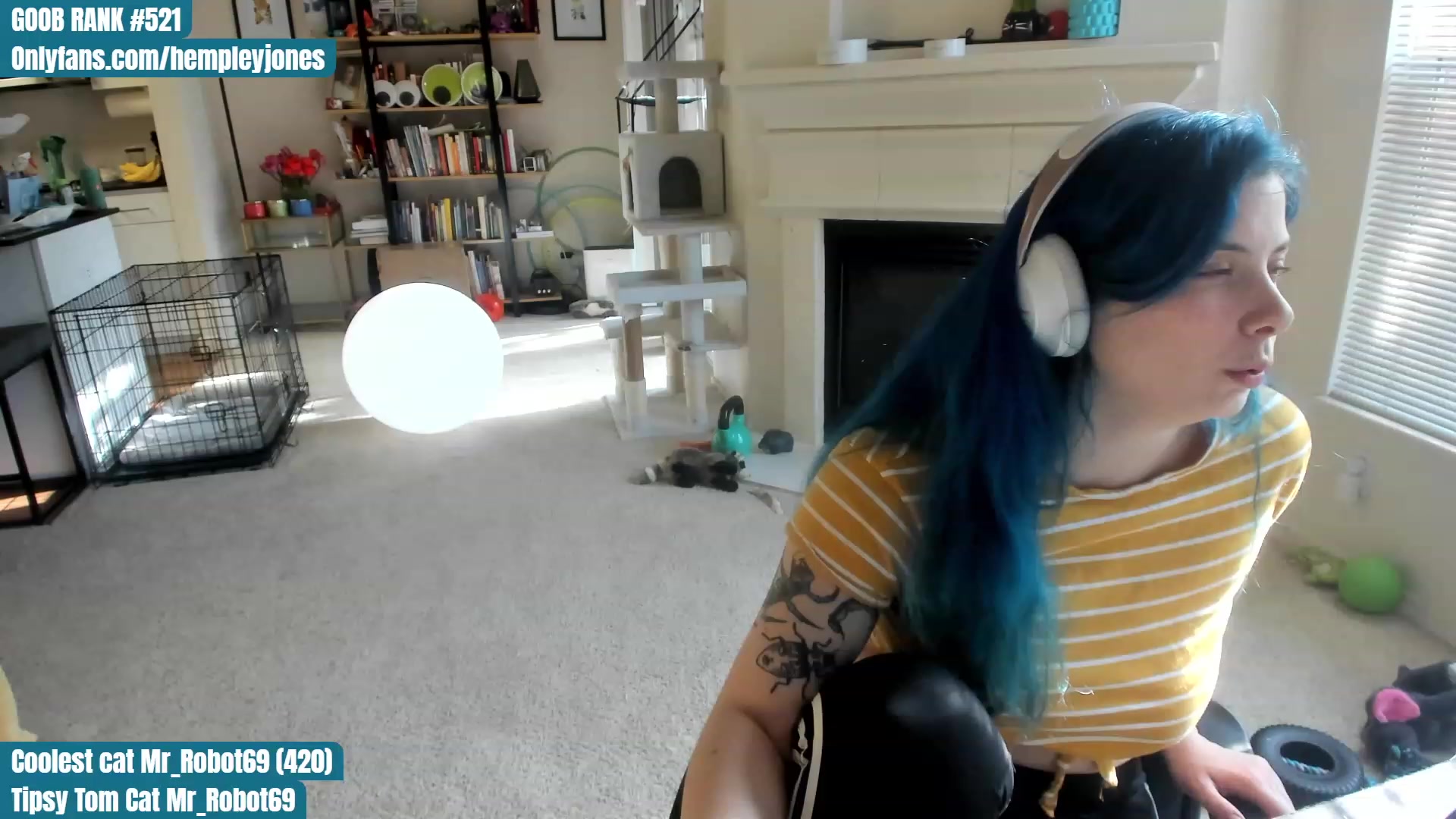 Gallery image thumbnail from Hemppopotamus's myfreecams stream on, 04/26/2023, 01:59 image 9 of 20