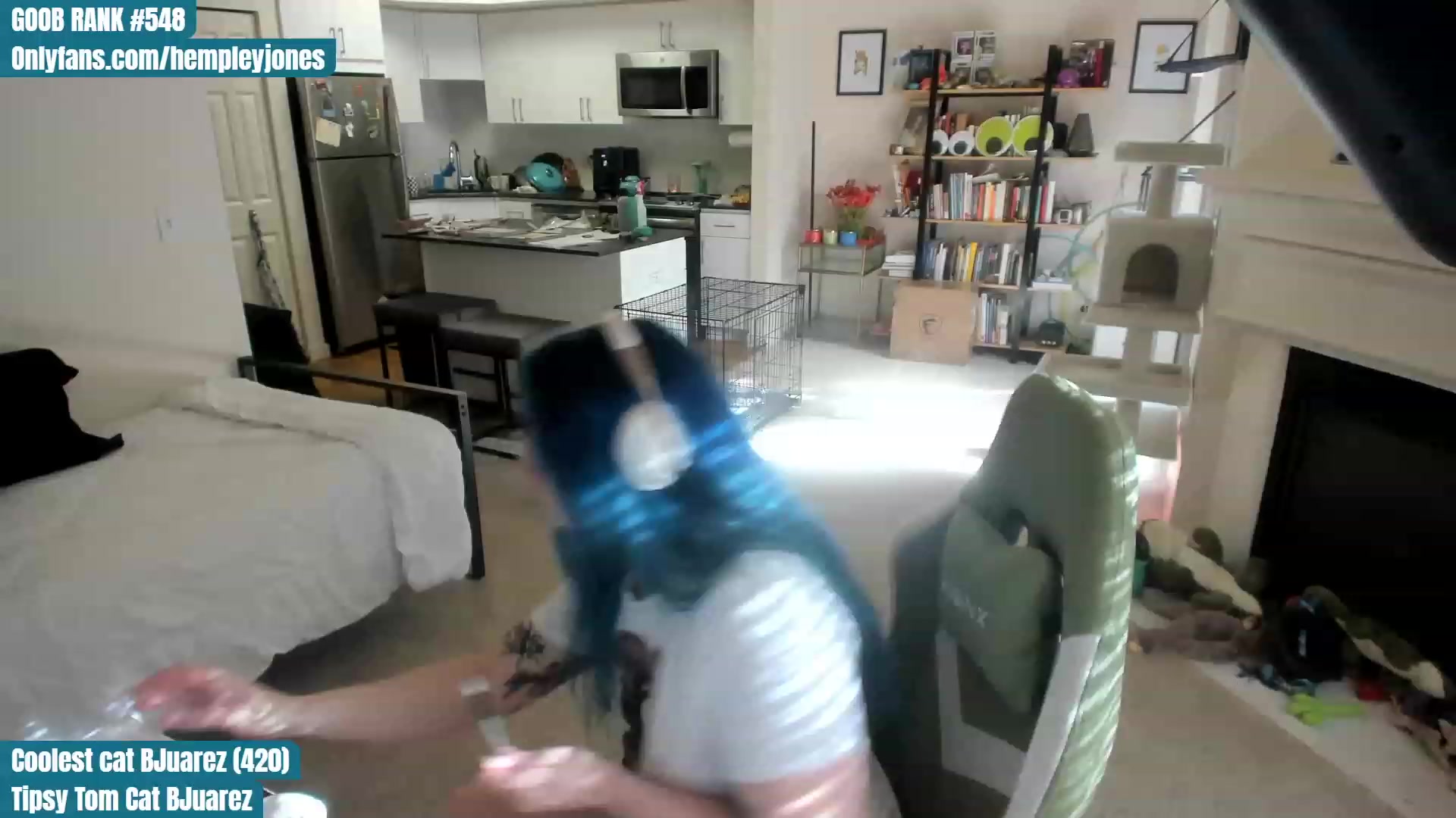 Gallery image thumbnail from Hemppopotamus's myfreecams stream on, 04/30/2023, 01:45 image 8 of 20