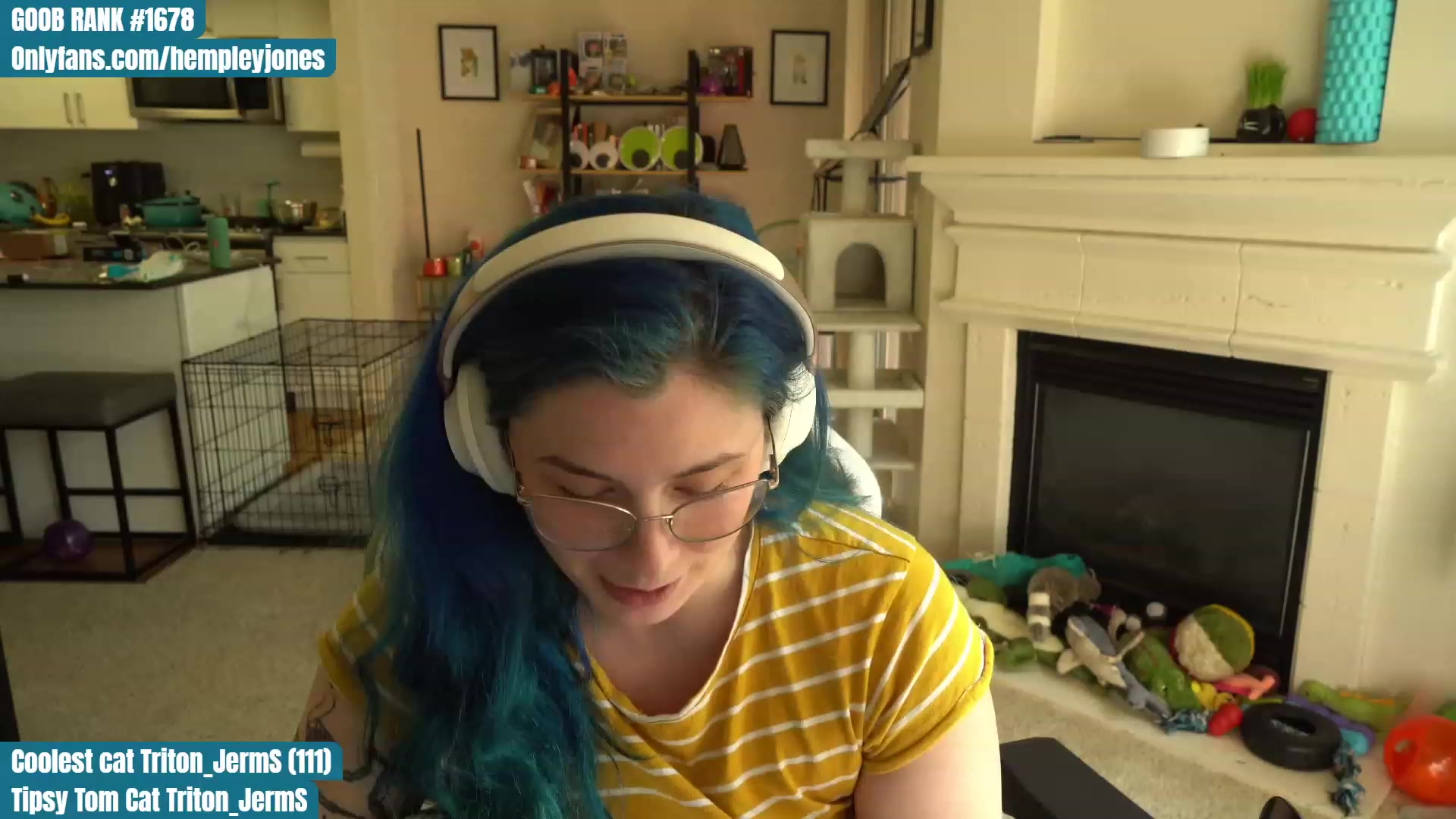 Gallery image thumbnail from Hemppopotamus's myfreecams stream on, 05/03/2023, 01:59 image 4 of 20