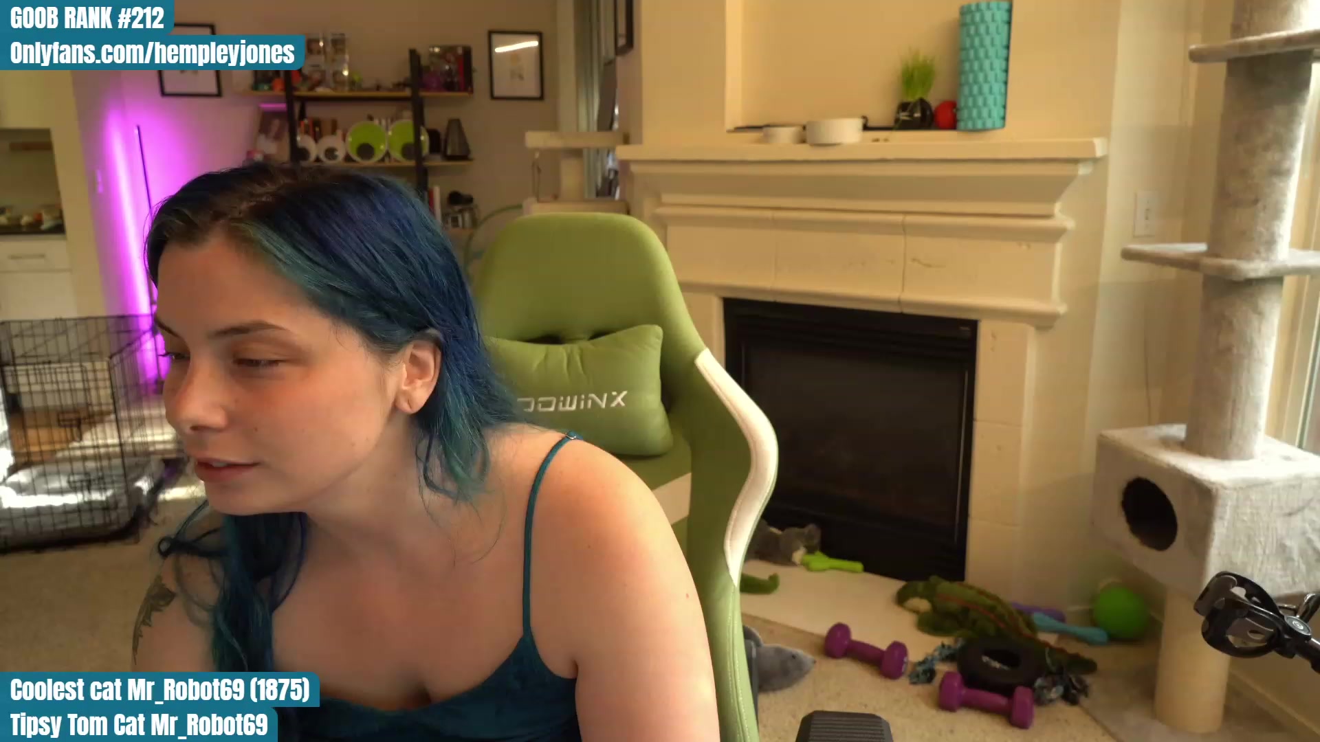 Gallery image thumbnail from Hemppopotamus's myfreecams stream on, 05/09/2023, 01:19 image 9 of 20