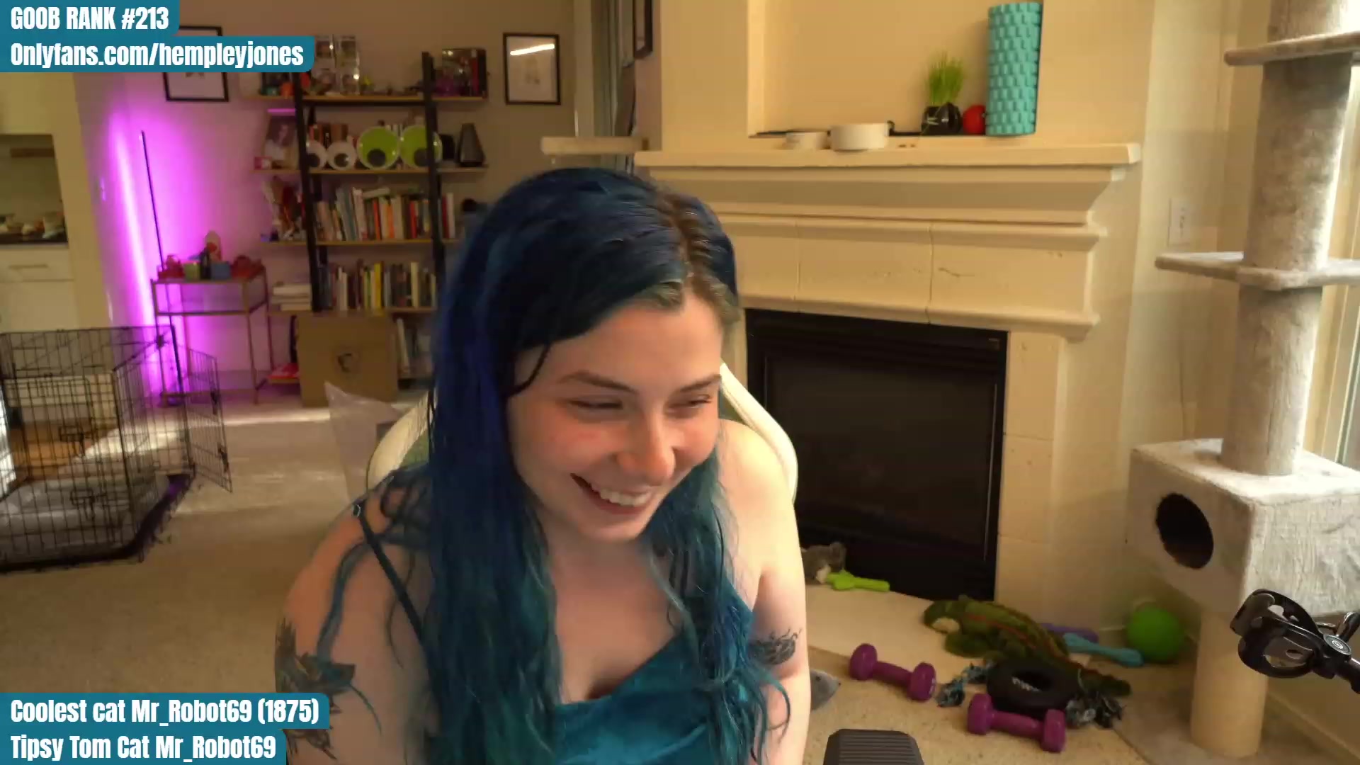 Gallery image thumbnail from Hemppopotamus's myfreecams stream on, 05/09/2023, 01:19 image 18 of 20