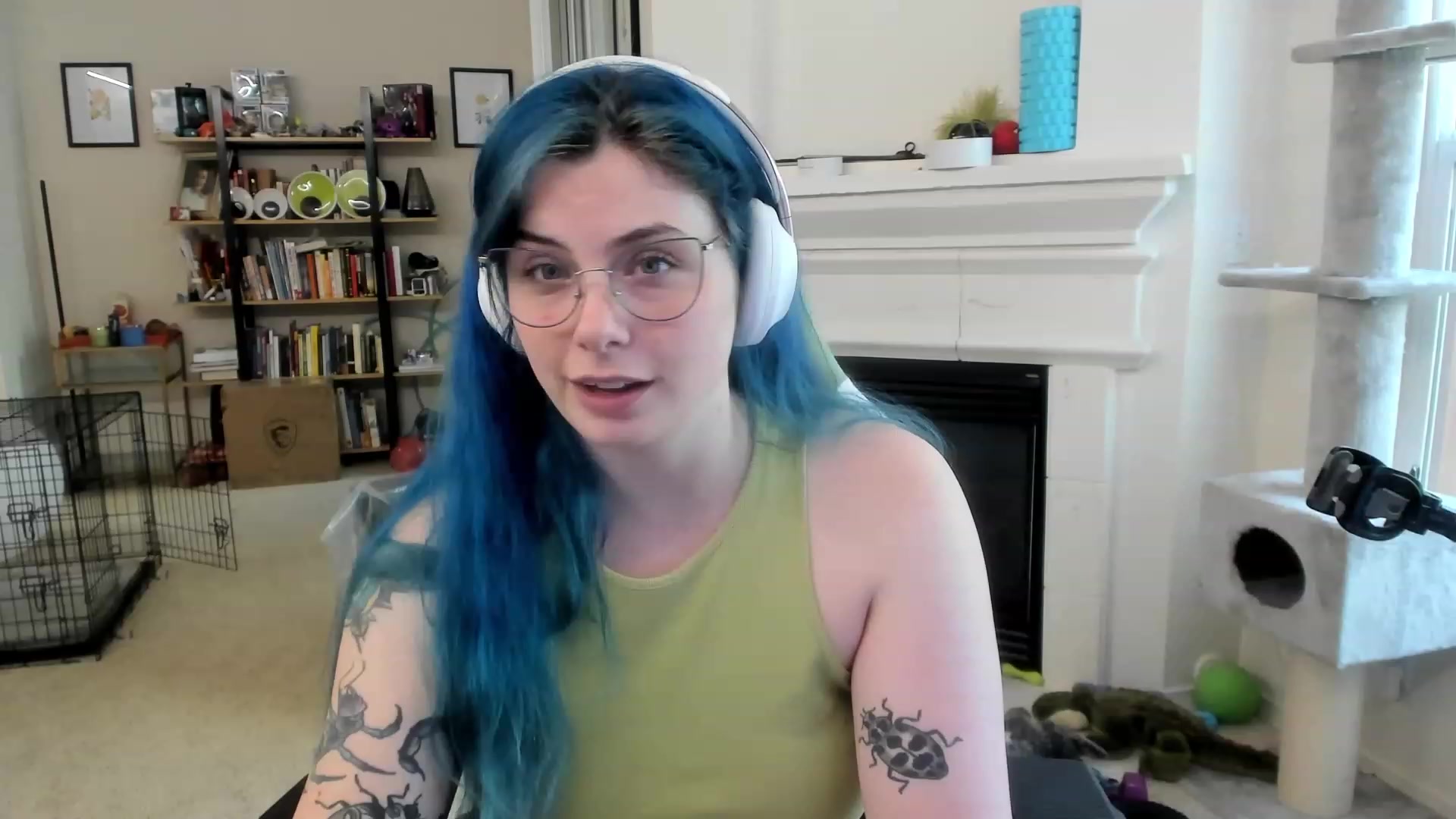 Gallery image thumbnail from Hemppopotamus's myfreecams stream on, 05/13/2023, 19:27 image 15 of 20