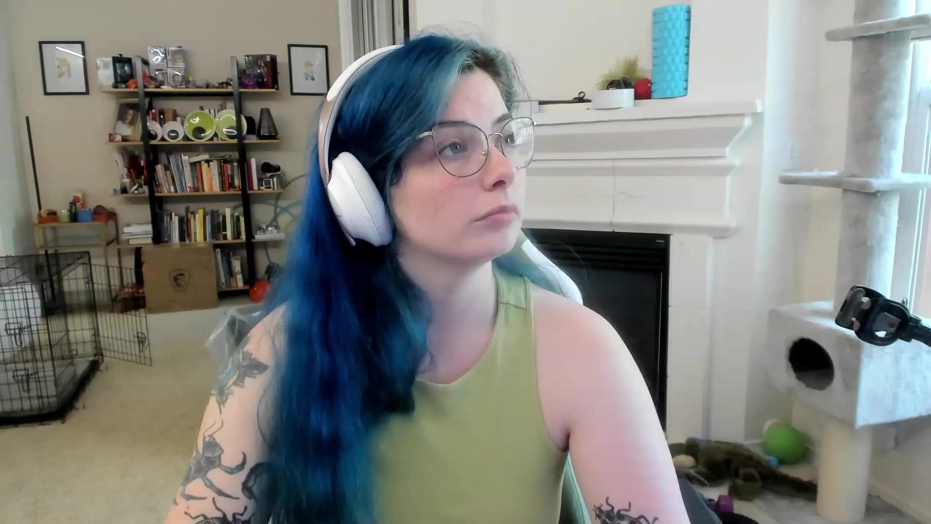Gallery image thumbnail from Hemppopotamus's myfreecams stream on, 05/13/2023, 19:27 image 4 of 20