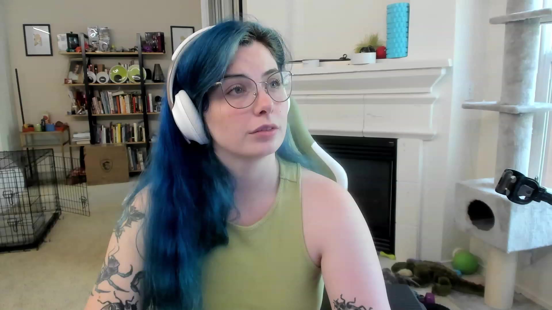 Gallery image thumbnail from Hemppopotamus's myfreecams stream on, 05/13/2023, 19:27 image 5 of 20