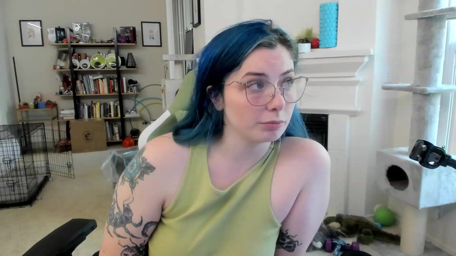 Gallery image thumbnail from Hemppopotamus's myfreecams stream on, 05/13/2023, 19:27 image 20 of 20