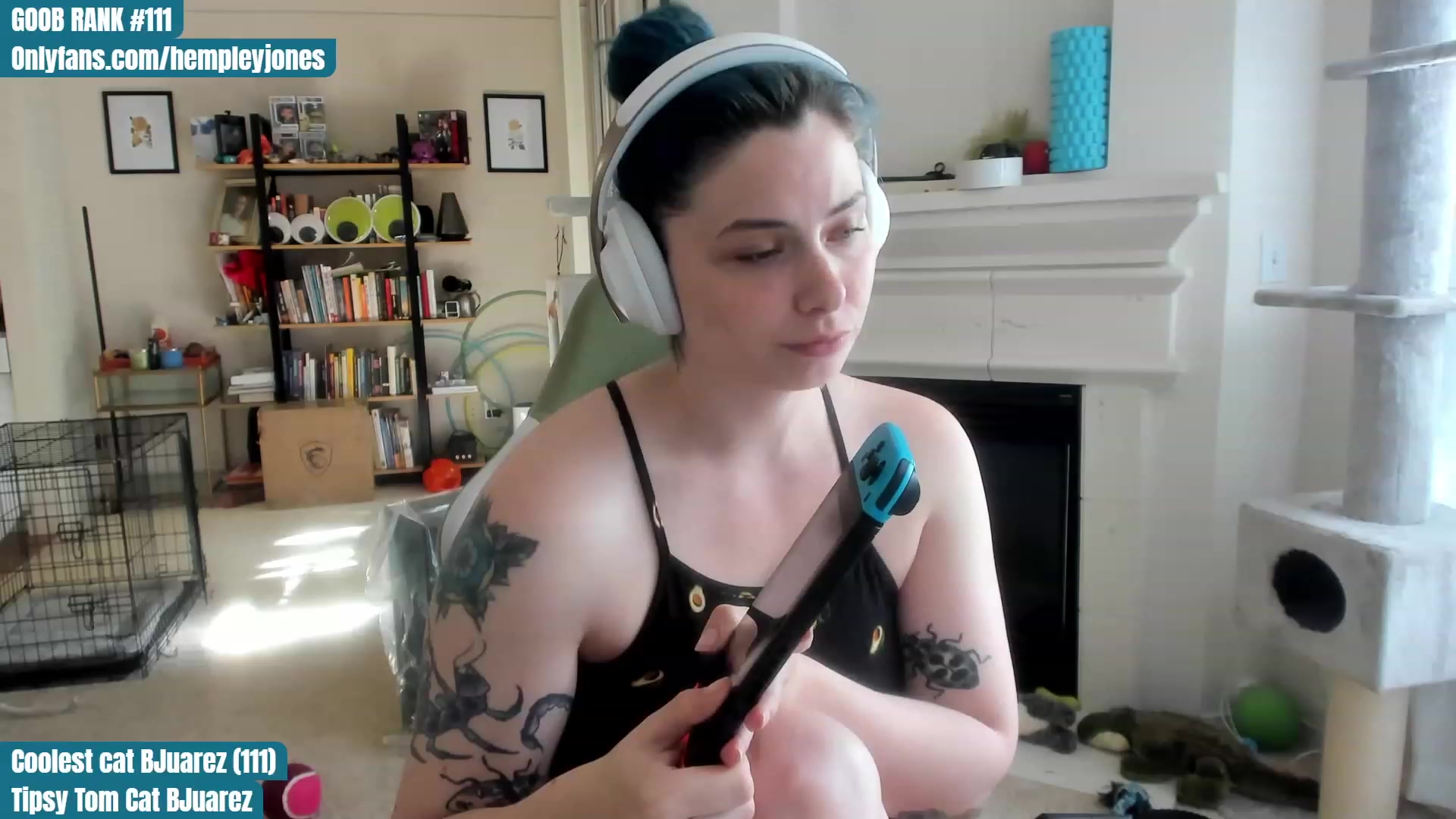 Gallery image thumbnail from Hemppopotamus's myfreecams stream on, 05/15/2023, 24:34 image 12 of 20