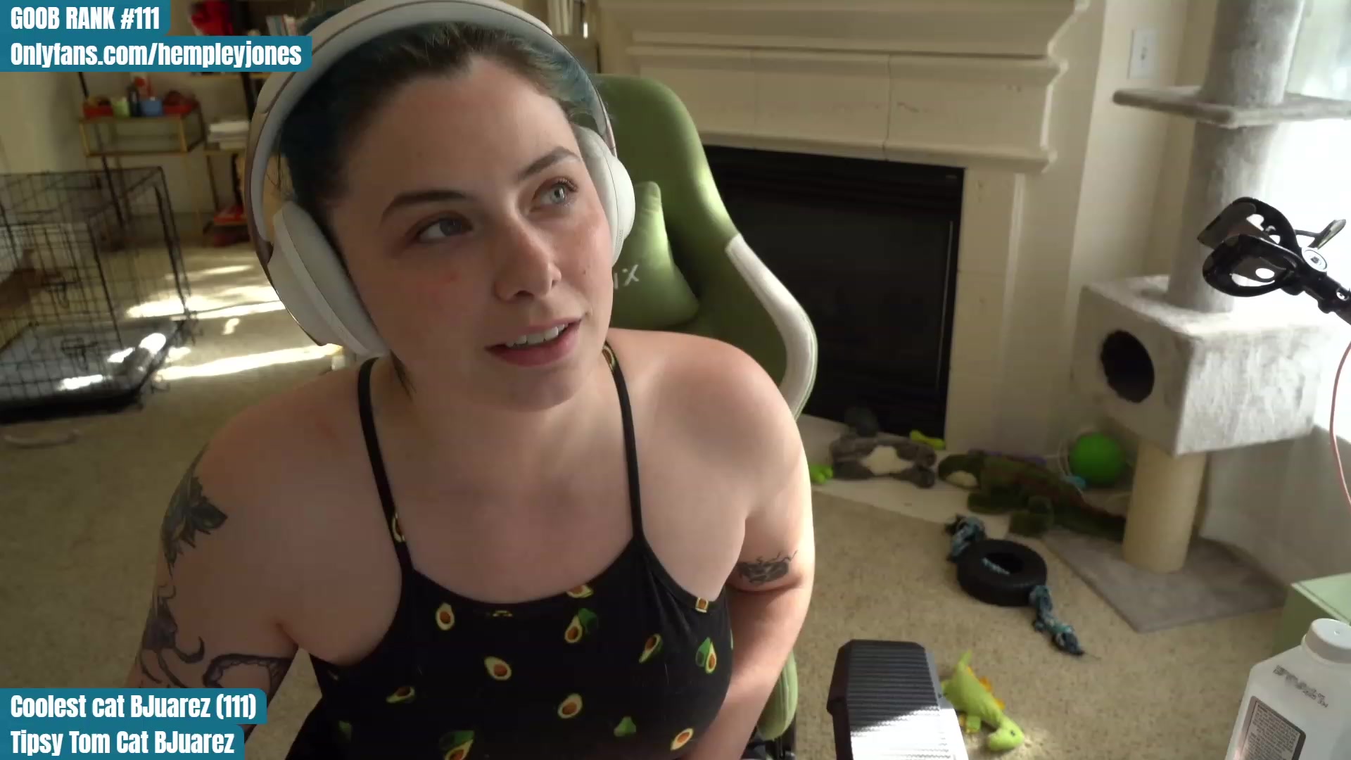Gallery image thumbnail from Hemppopotamus's myfreecams stream on, 05/15/2023, 24:34 image 18 of 20