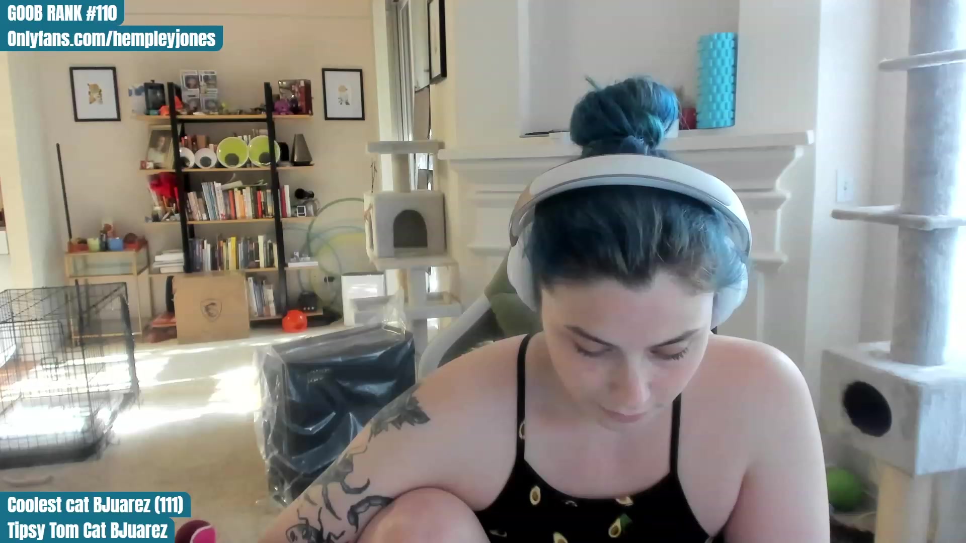 Gallery image thumbnail from Hemppopotamus's myfreecams stream on, 05/15/2023, 01:34 image 1 of 20