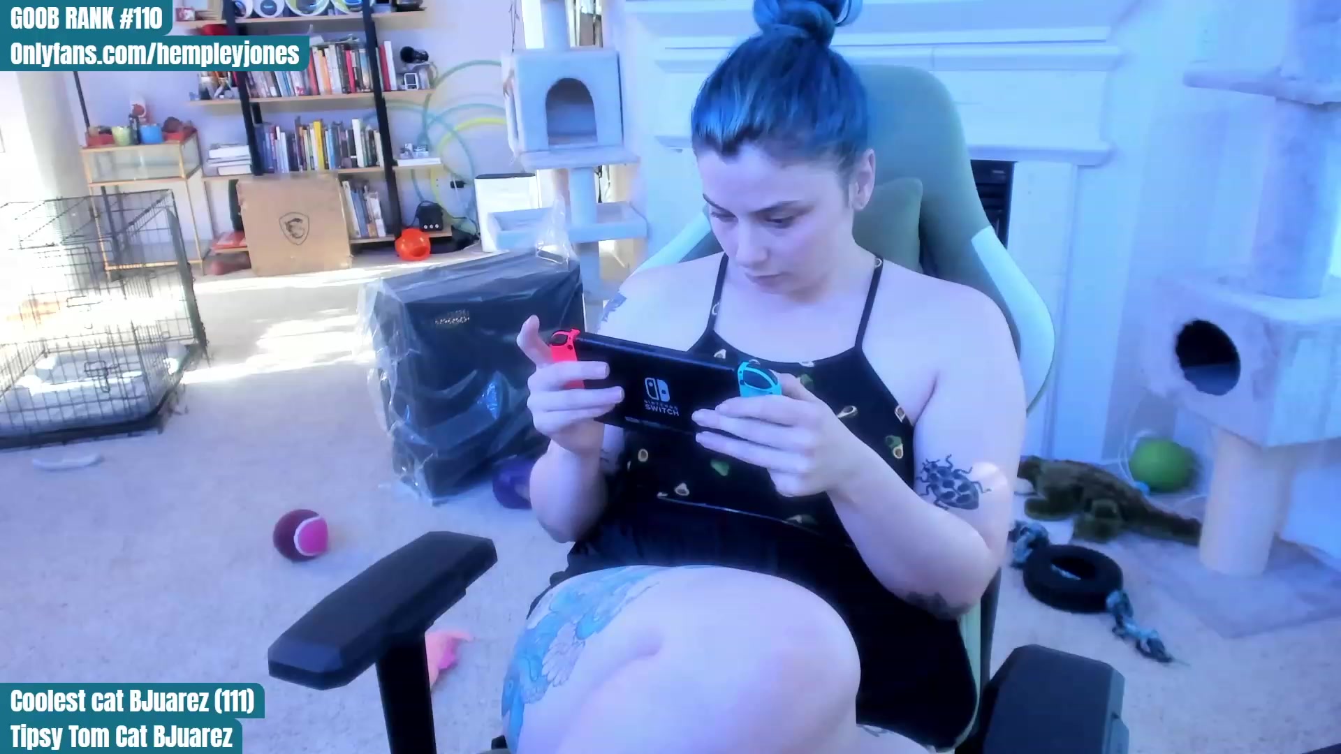 Gallery image thumbnail from Hemppopotamus's myfreecams stream on, 05/15/2023, 01:34 image 10 of 20