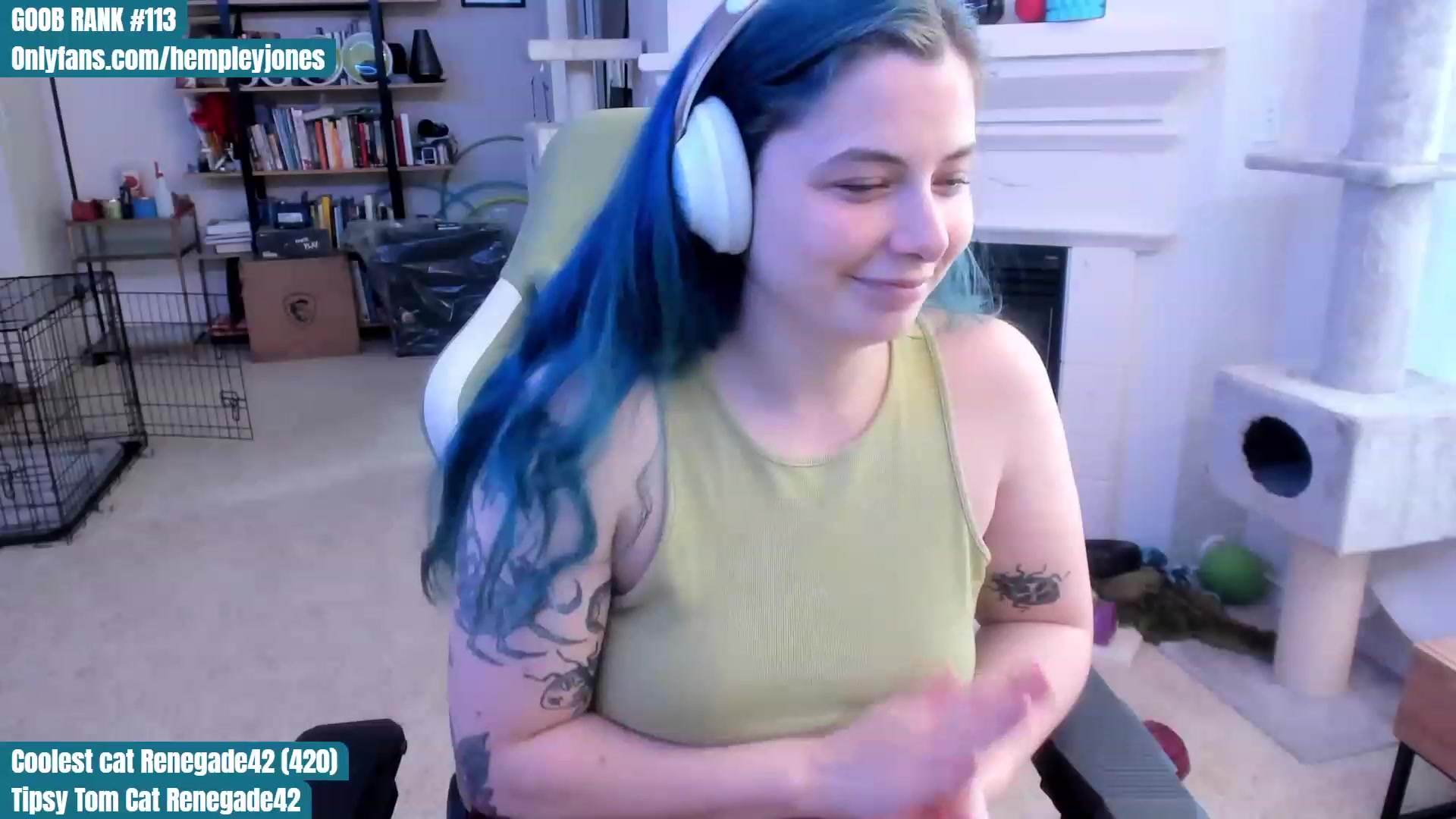 Gallery image thumbnail from Hemppopotamus's myfreecams stream on, 05/16/2023, 24:03 image 9 of 20