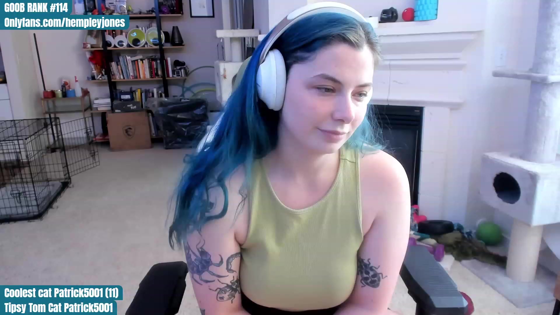 Gallery image thumbnail from Hemppopotamus's myfreecams stream on, 05/16/2023, 24:03 image 5 of 20