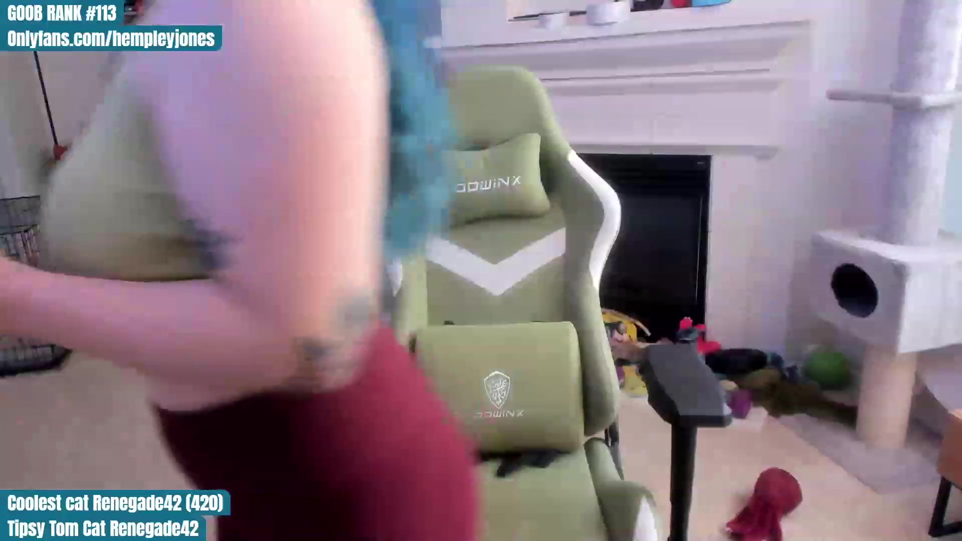 Gallery image thumbnail from Hemppopotamus's myfreecams stream on, 05/16/2023, 24:03 image 6 of 20