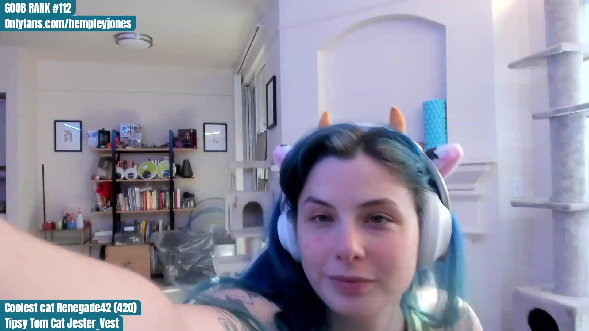 Gallery image thumbnail from Hemppopotamus's myfreecams stream on, 05/16/2023, 24:25 image 15 of 20