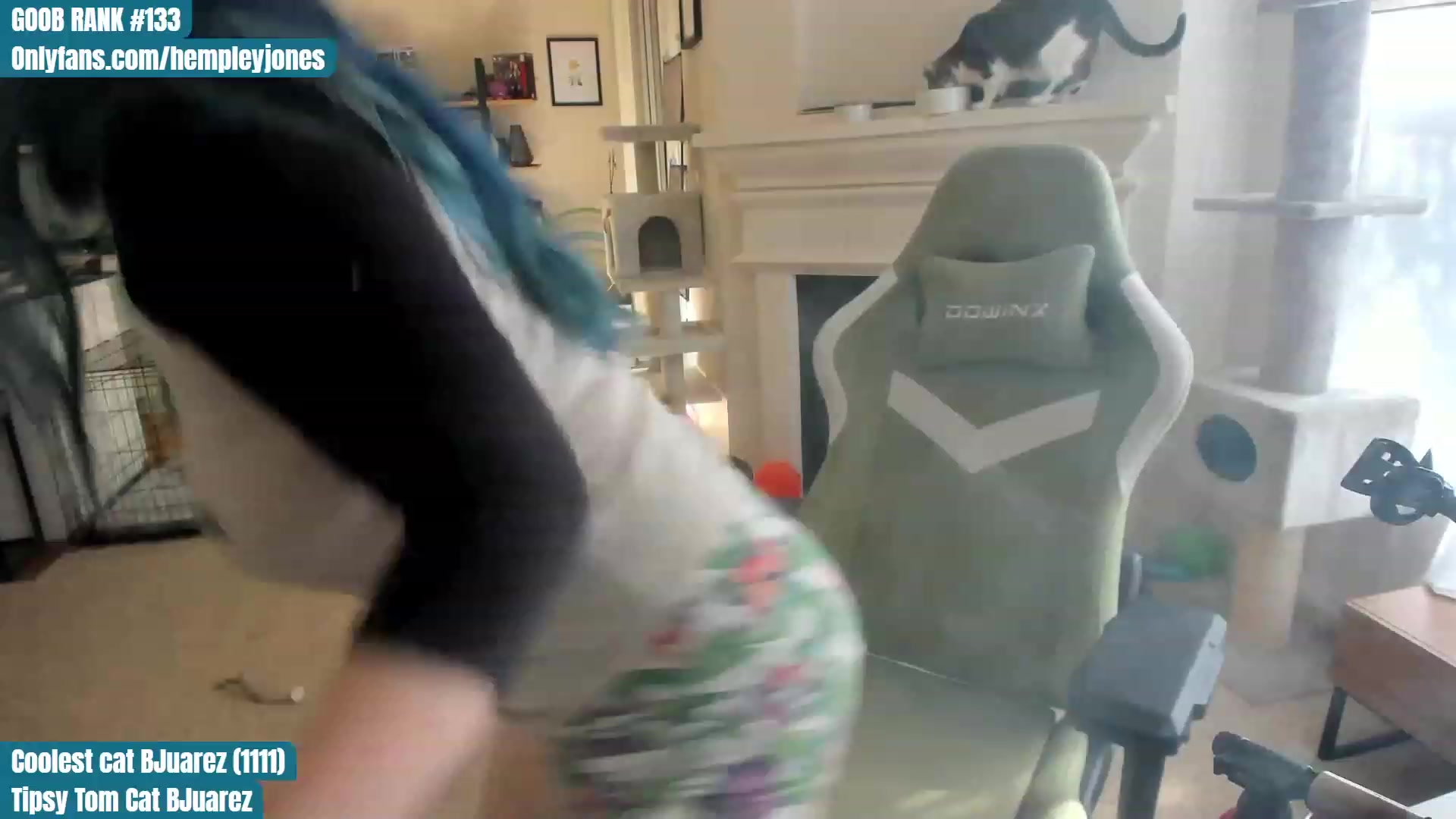 Gallery image thumbnail from Hemppopotamus's myfreecams stream on, 05/20/2023, 24:52 image 11 of 20