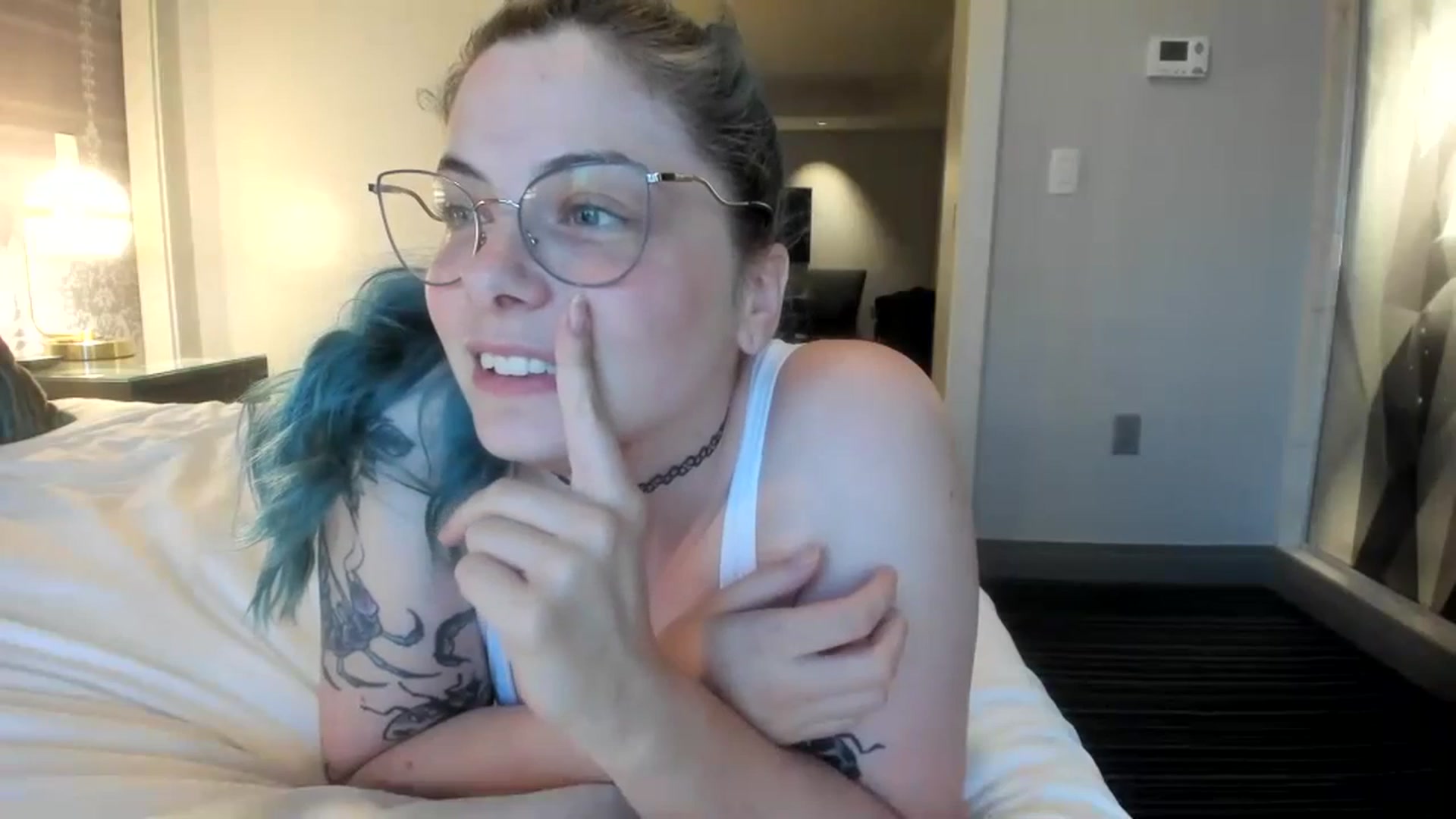 Gallery image thumbnail from Hemppopotamus's myfreecams stream on, 05/23/2023, 02:12 image 12 of 20