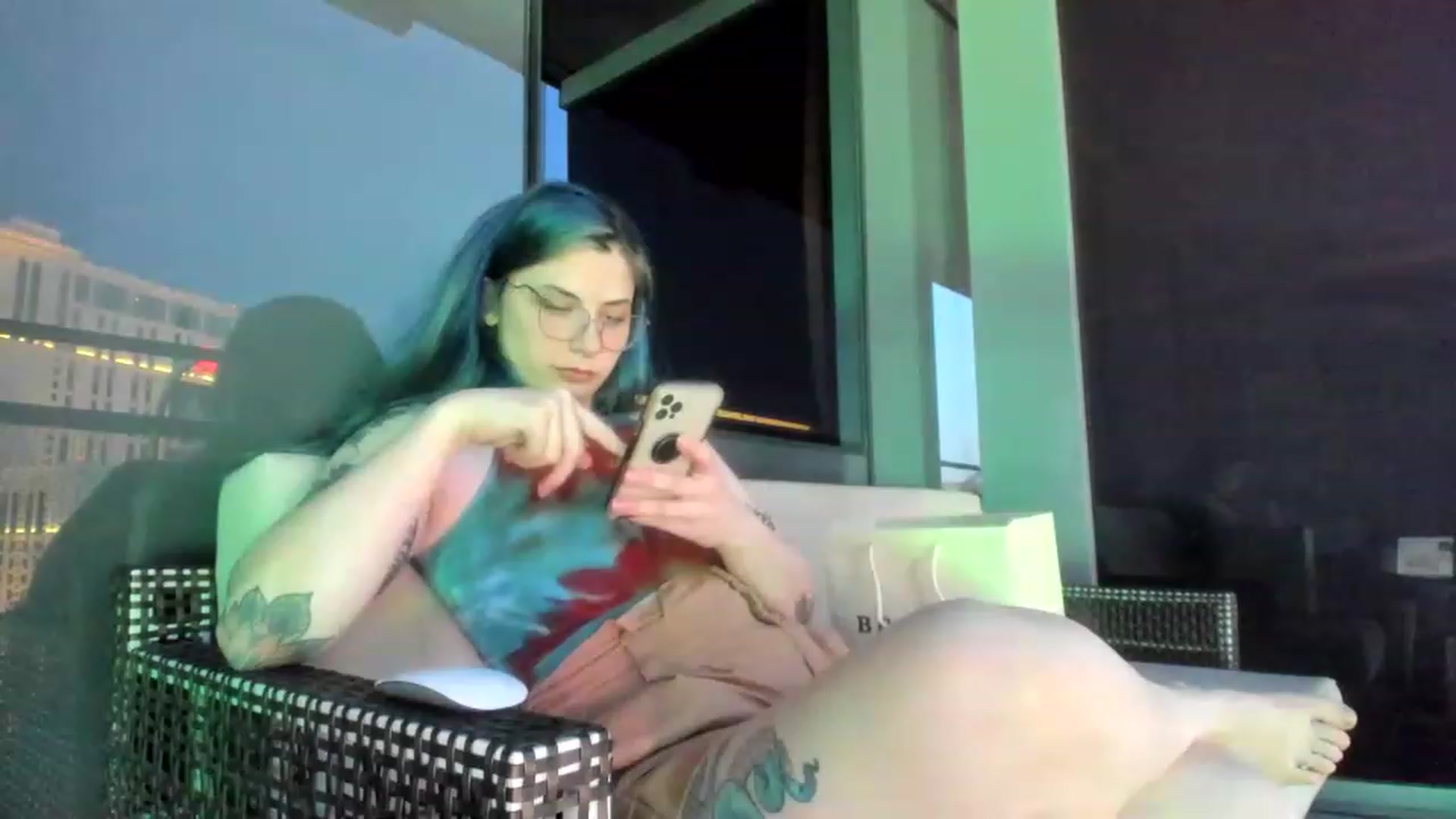 Gallery image thumbnail from Hemppopotamus's myfreecams stream on, 05/24/2023, 03:16 image 13 of 20