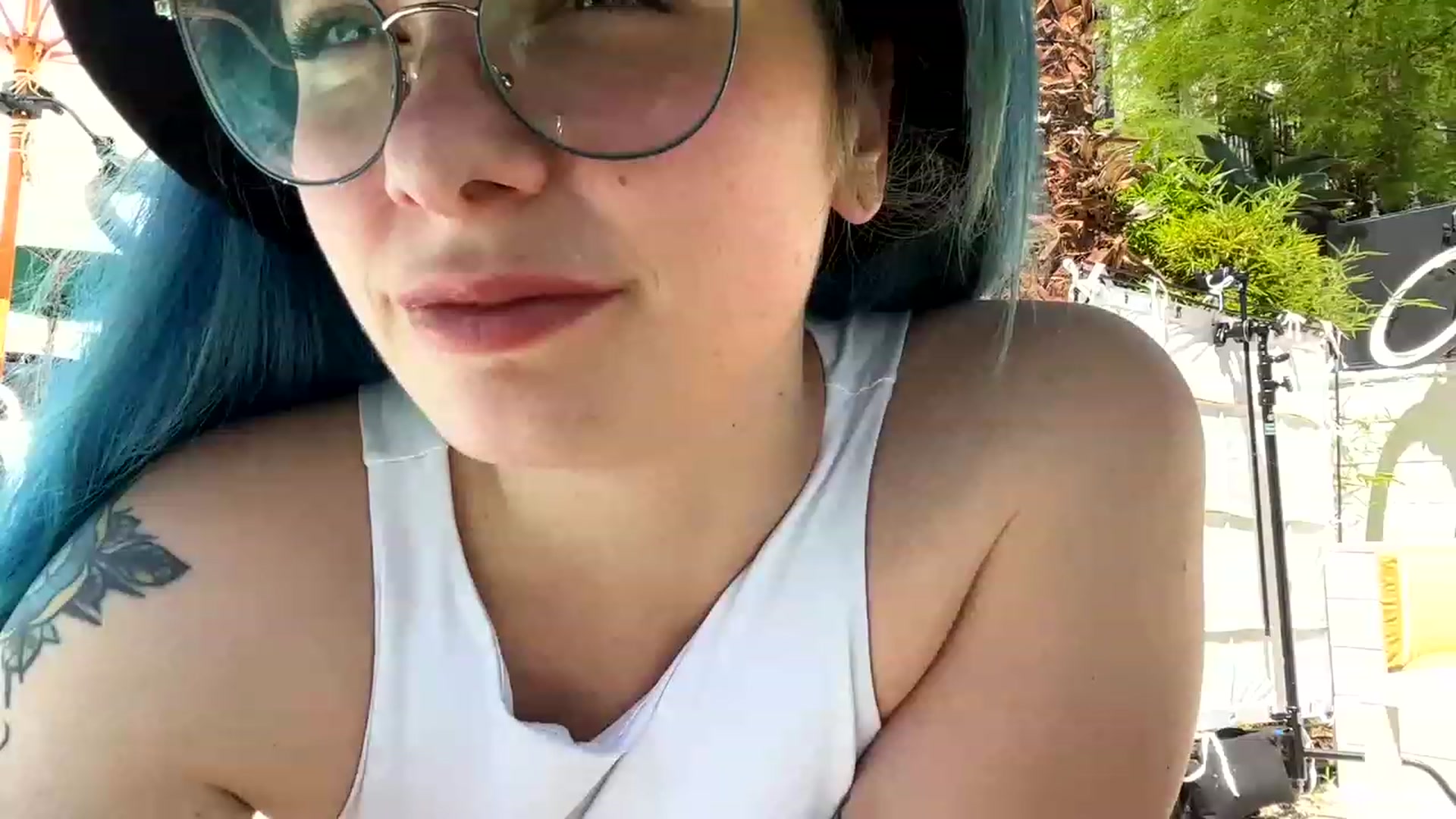Gallery image thumbnail from Hemppopotamus's myfreecams stream on, 05/24/2023, 21:30 image 11 of 20